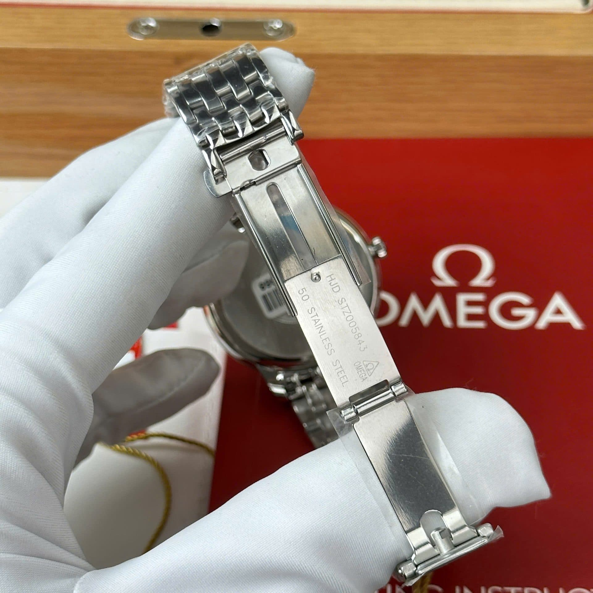 Dong-Ho-Omega-De-Ville-Prestige-Power-Reserve-Rep-11-Mat-Trang-Day-Kim-Loai-39-13-1
