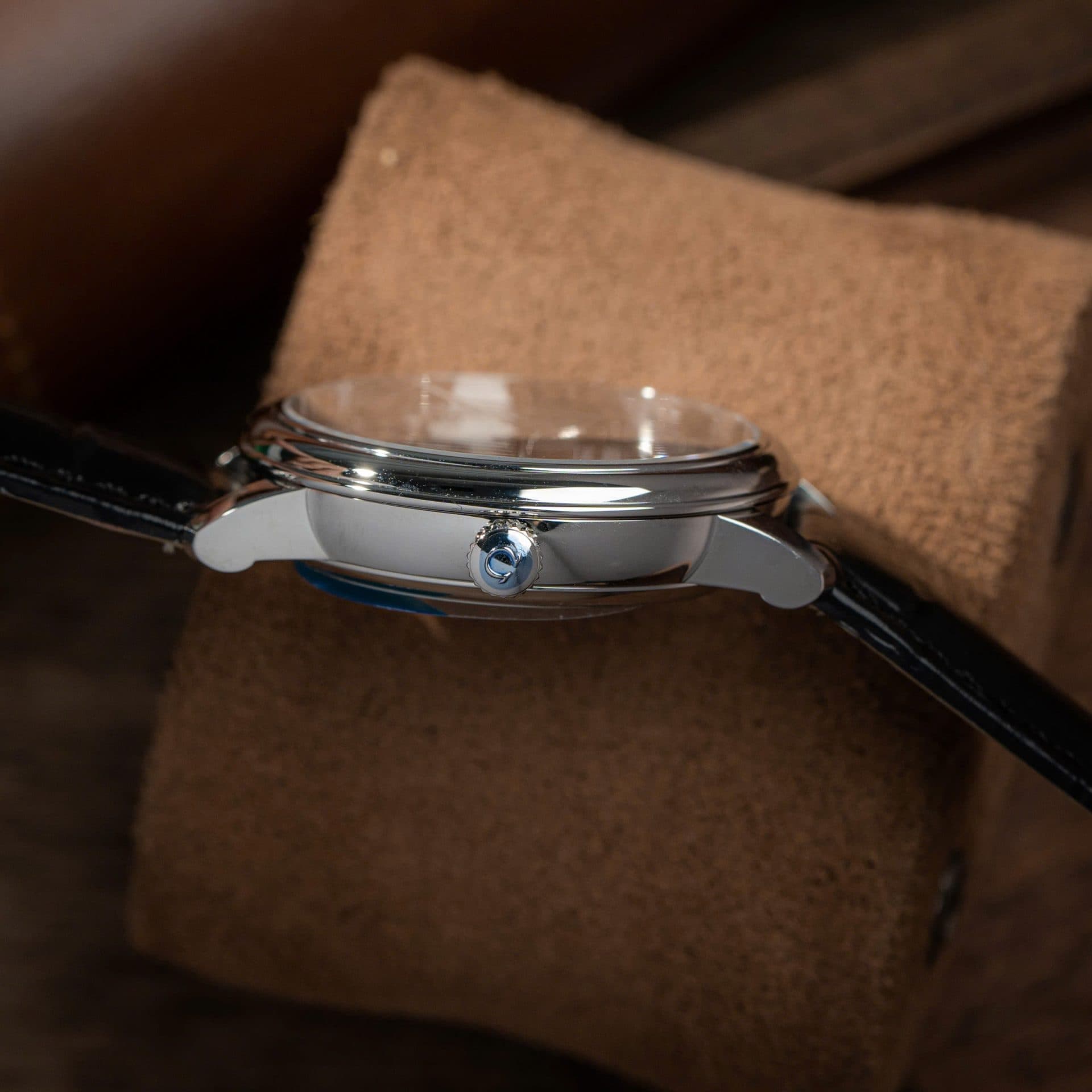Dong-Ho-Omega-De-Ville-Prestige-Power-Reserve-Rep-11-Mat-Xanh-Blue-Day-Da-39-8-1
