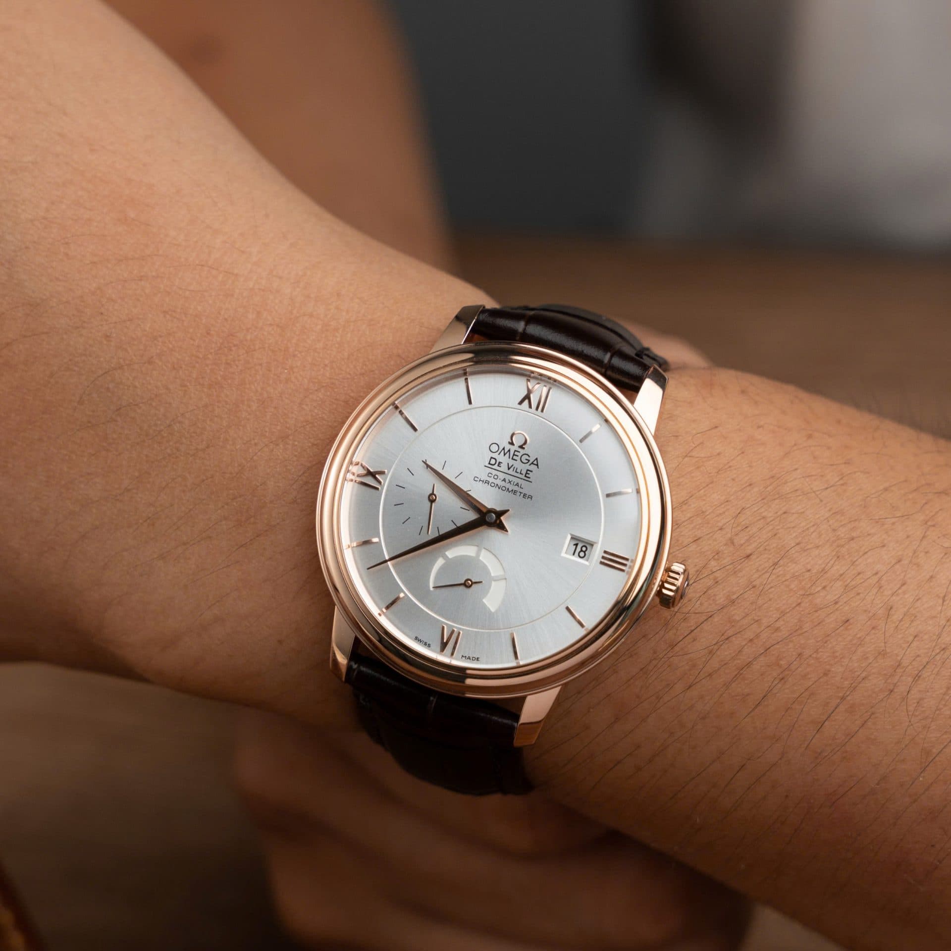 Dong-Ho-Omega-De-Ville-Prestige-Power-Reserve-Replica-11-Cao-Cap-Day-Da-Mau-Nau-39-1-1