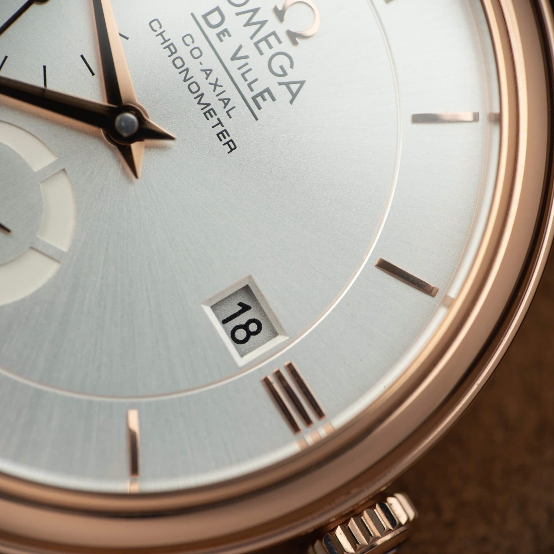 Dong-Ho-Omega-De-Ville-Prestige-Power-Reserve-Replica-11-Cao-Cap-Day-Da-Mau-Nau-39-8-1