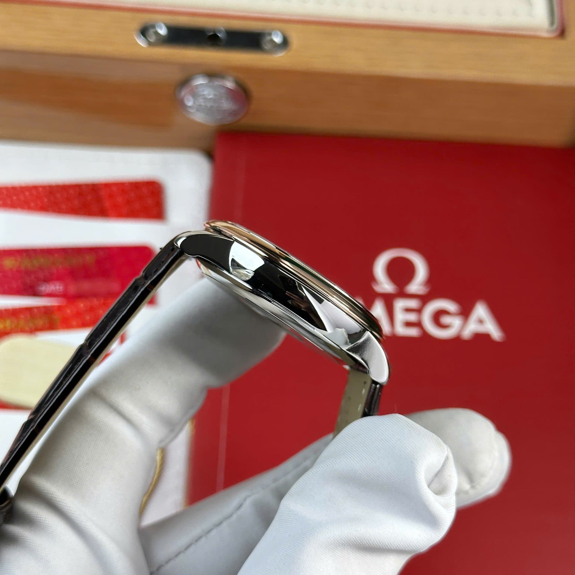 Dong-Ho-Omega-De-Ville-Prestige-Power-Reserve-Replica-11-Mat-Chocolate-Day-Da-39-6-1