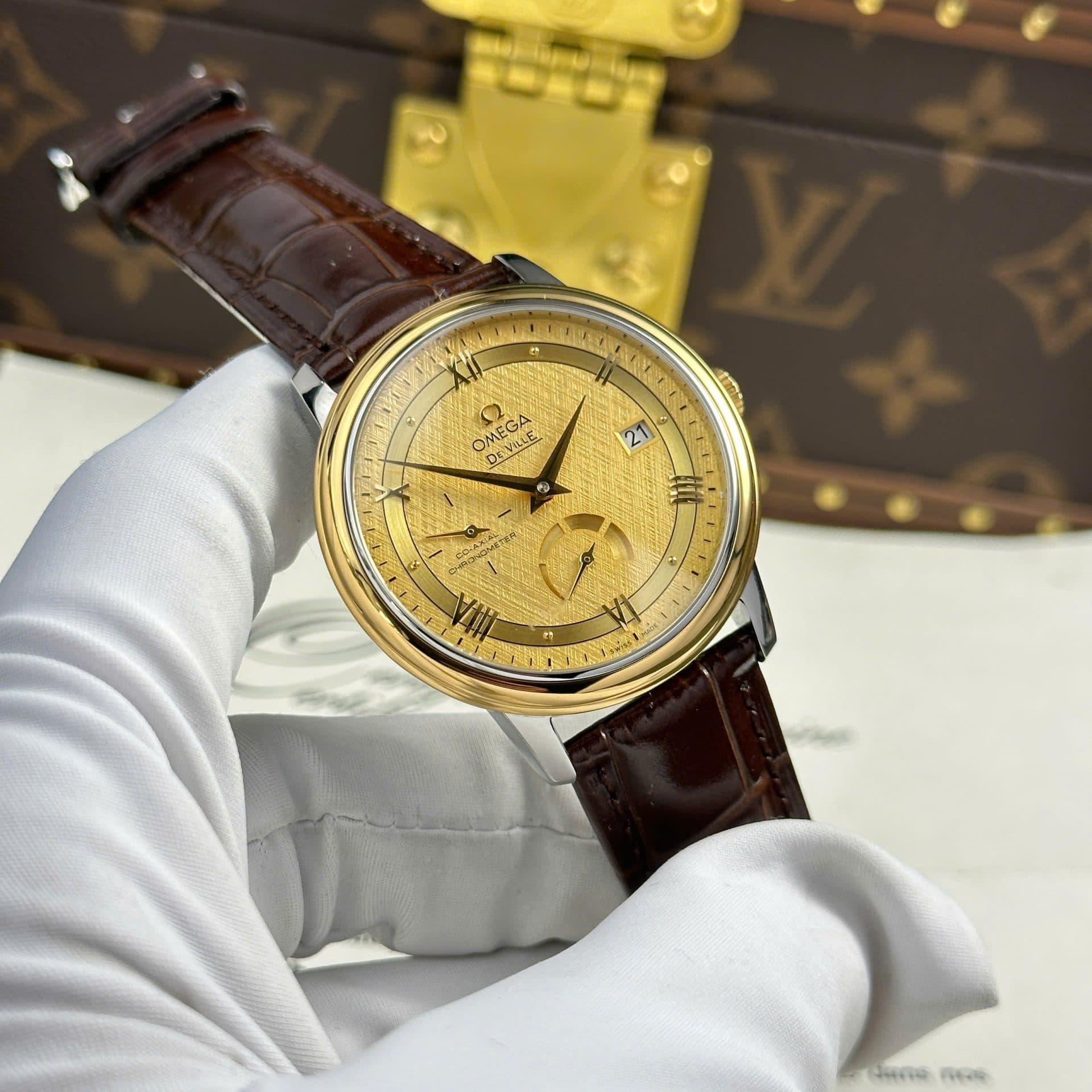 Dong-Ho-Omega-De-Ville-Prestige-Power-Reserve-Replica-11-Mat-Vang-Day-Da-39-3-1