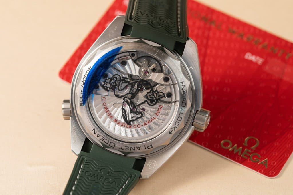 Dong-Ho-Omega-Planet-Ocean-600M-Mat-Xam-Rep-11-Nha-May-VS-7-1