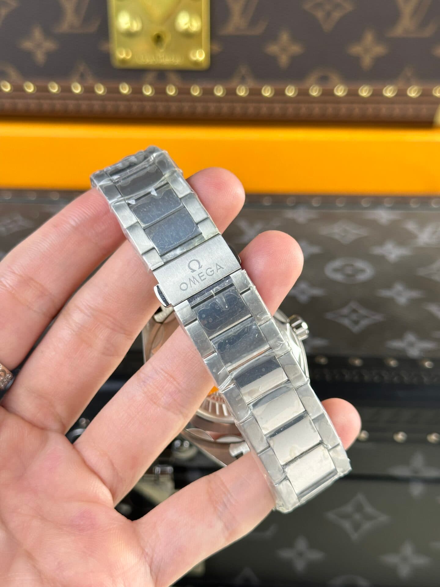 Dong-Ho-Omega-REp-11-1-2
