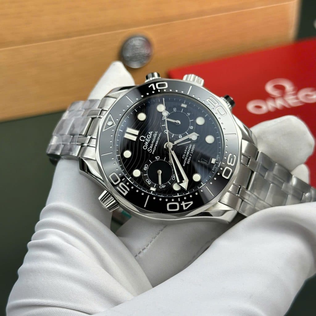 Dong-Ho-Omega-Replica-11-Seamaster-Diver-300M-Chronograph-Mat-Den-Nha-May-N1-44mm-6-1