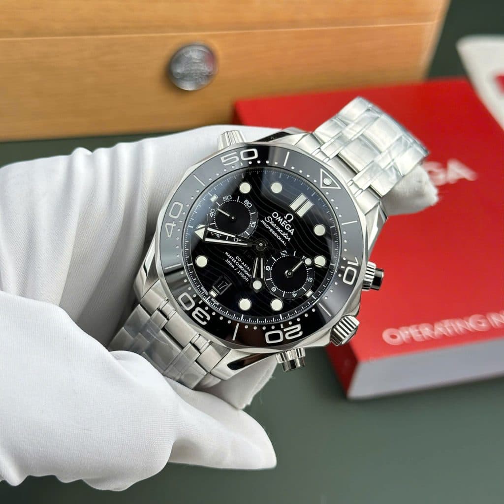 Dong-Ho-Omega-Replica-11-Seamaster-Diver-300M-Chronograph-Mat-Den-Nha-May-N1-44mm-8-1