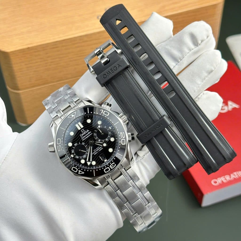 Dong-Ho-Omega-Replica-11-Seamaster-Diver-300M-Chronograph-Mat-Den-Nha-May-N1-44mm-9-1