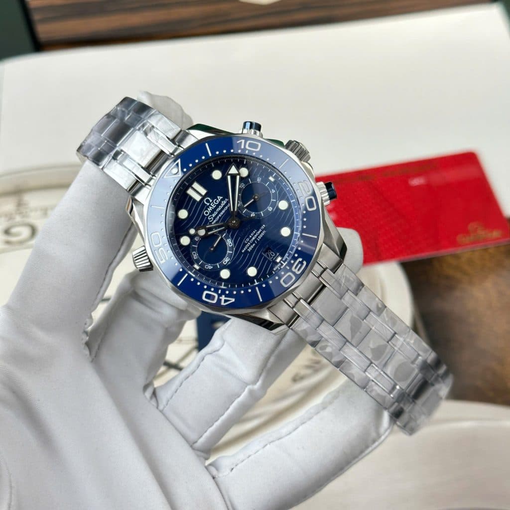 Dong-Ho-Omega-Replica-11-Seamaster-Diver-300M-Chronograph-Mat-Xanh-Blue-N1-Factory-44mm-5-1