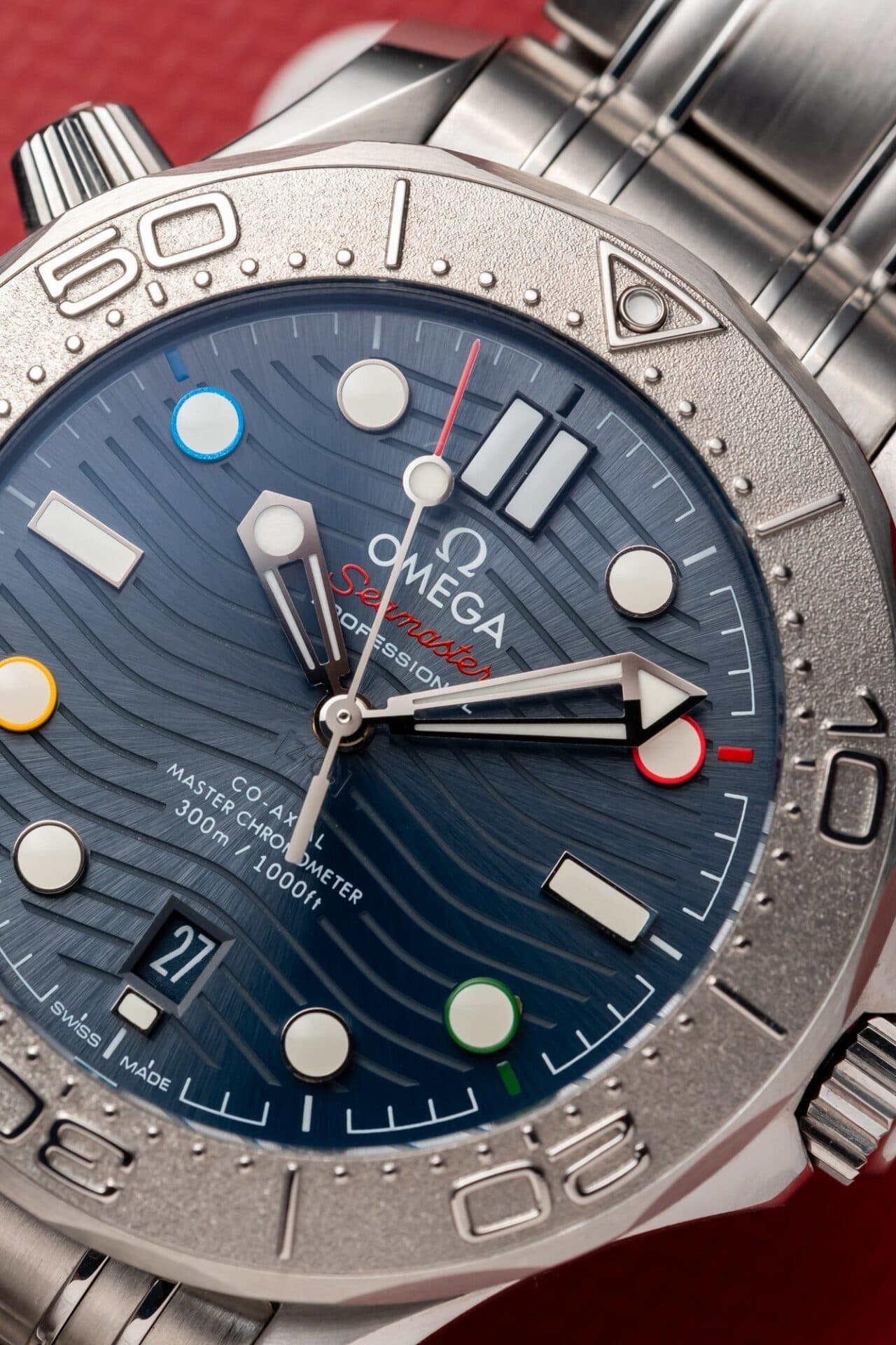 Dong-Ho-Omega-Seamaster-007-Replica-11-Nha-May-VS-Mat-Blue-41mm-3-1