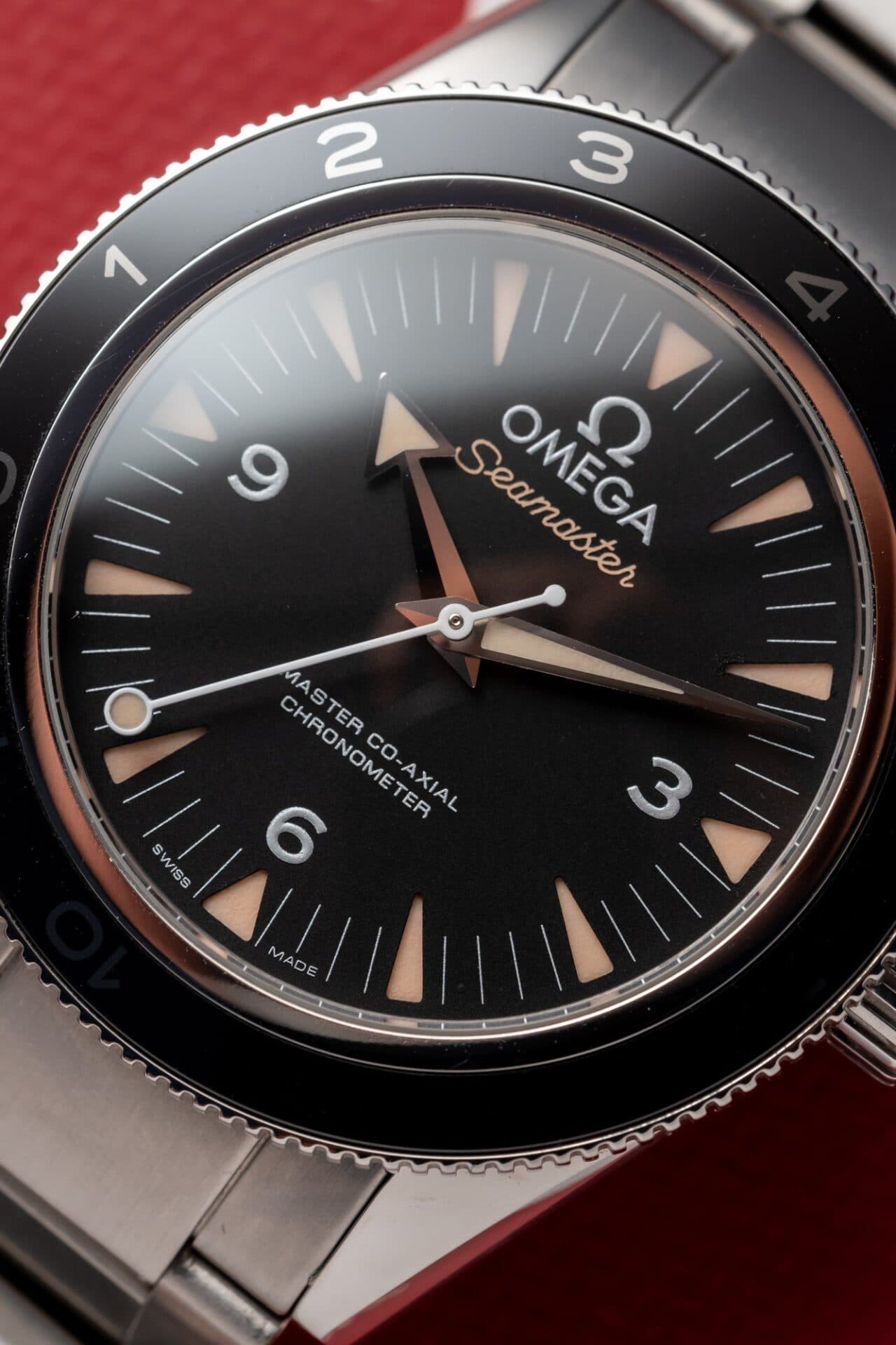 Dong-Ho-Omega-Seamaster-007-Replica-11-Nha-May-VS-Mat-Den-41mm-2-1