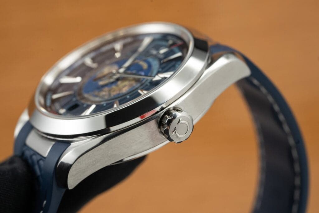 Dong-Ho-Omega-Seamaster-Aqua-Terra-Ban-Do-Day-Cao-Su-1-1