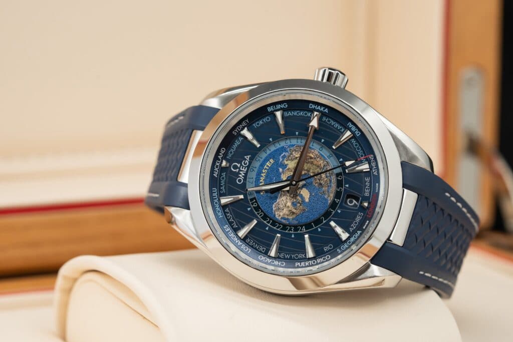 Dong-Ho-Omega-Seamaster-Aqua-Terra-Ban-Do-Day-Cao-Su-9-1