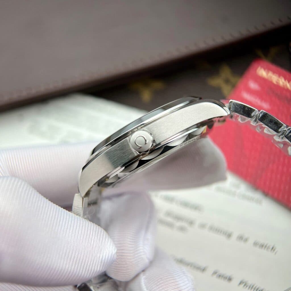 Dong-Ho-Omega-Seamaster-Aqua-Terra-Che-Tac-Mat-Xanh-VSF-41mm-7-1