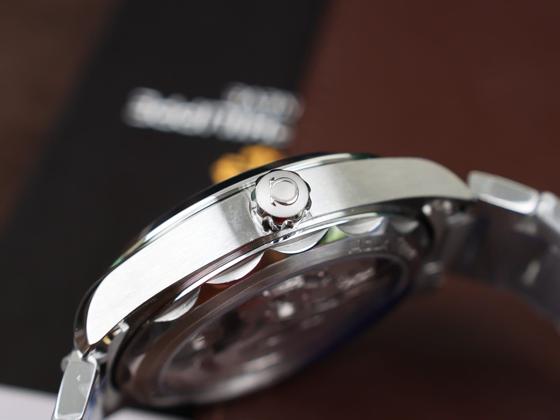 Dong-Ho-Omega-Seamaster-Aqua-Terra-Replica-11-Thuy-Sy-Day-Kim-Loai-6-1