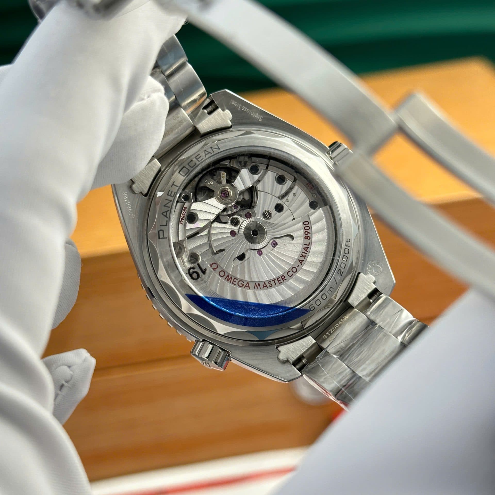 Dong-Ho-Omega-Seamaster-Planet-Ocean-600M-Replica-11-Day-Kim-Loai-VSF-43-11-1