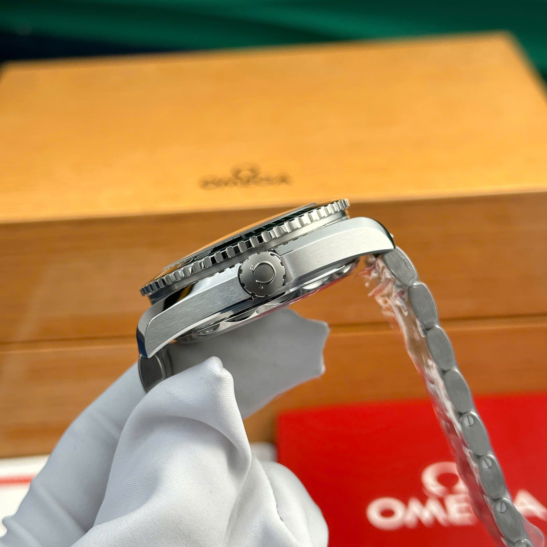 Dong-Ho-Omega-Seamaster-Planet-Ocean-600M-Replica-11-Day-Kim-Loai-VSF-43-4-1
