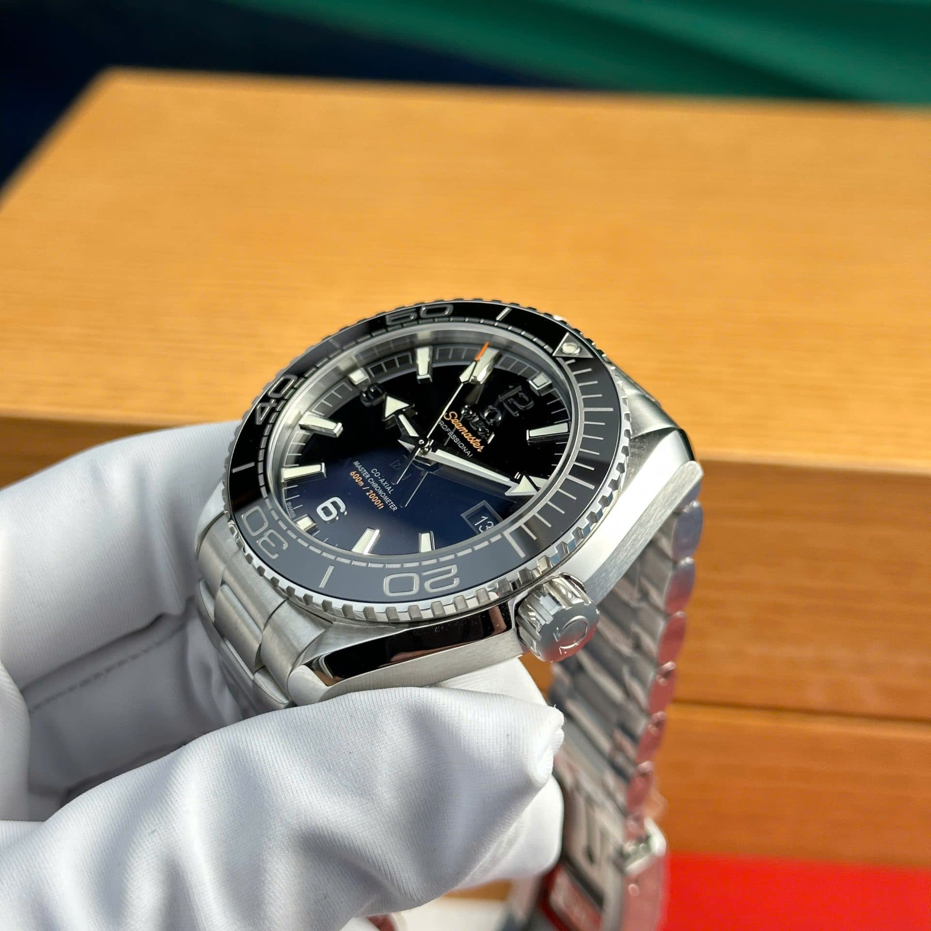 Dong-Ho-Omega-Seamaster-Planet-Ocean-600M-Replica-11-Day-Kim-Loai-VSF-43-6-1