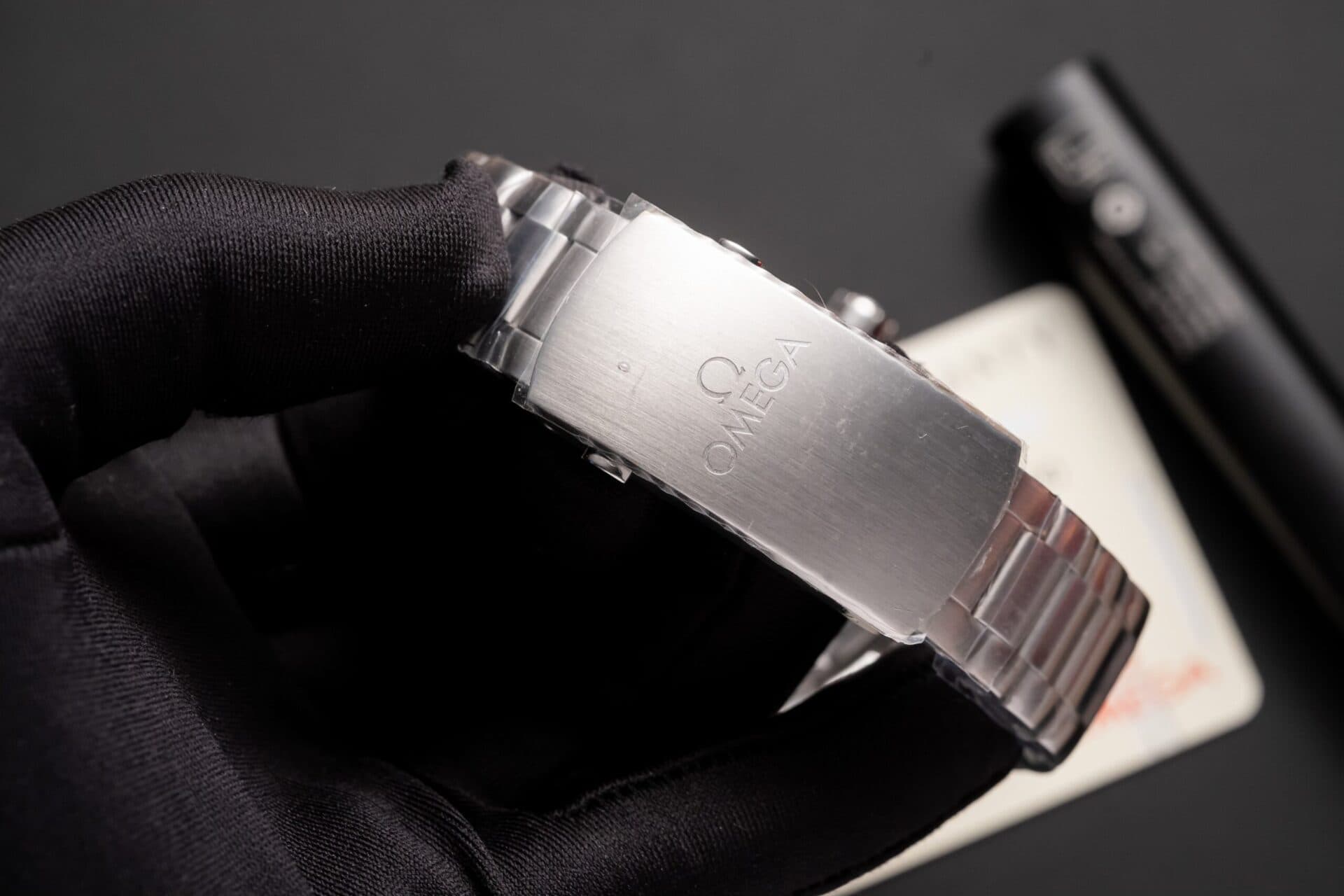 Dong-Ho-Omega-Seamaster-Planet-Ocean-600m-Replica-11-1-scaled-1