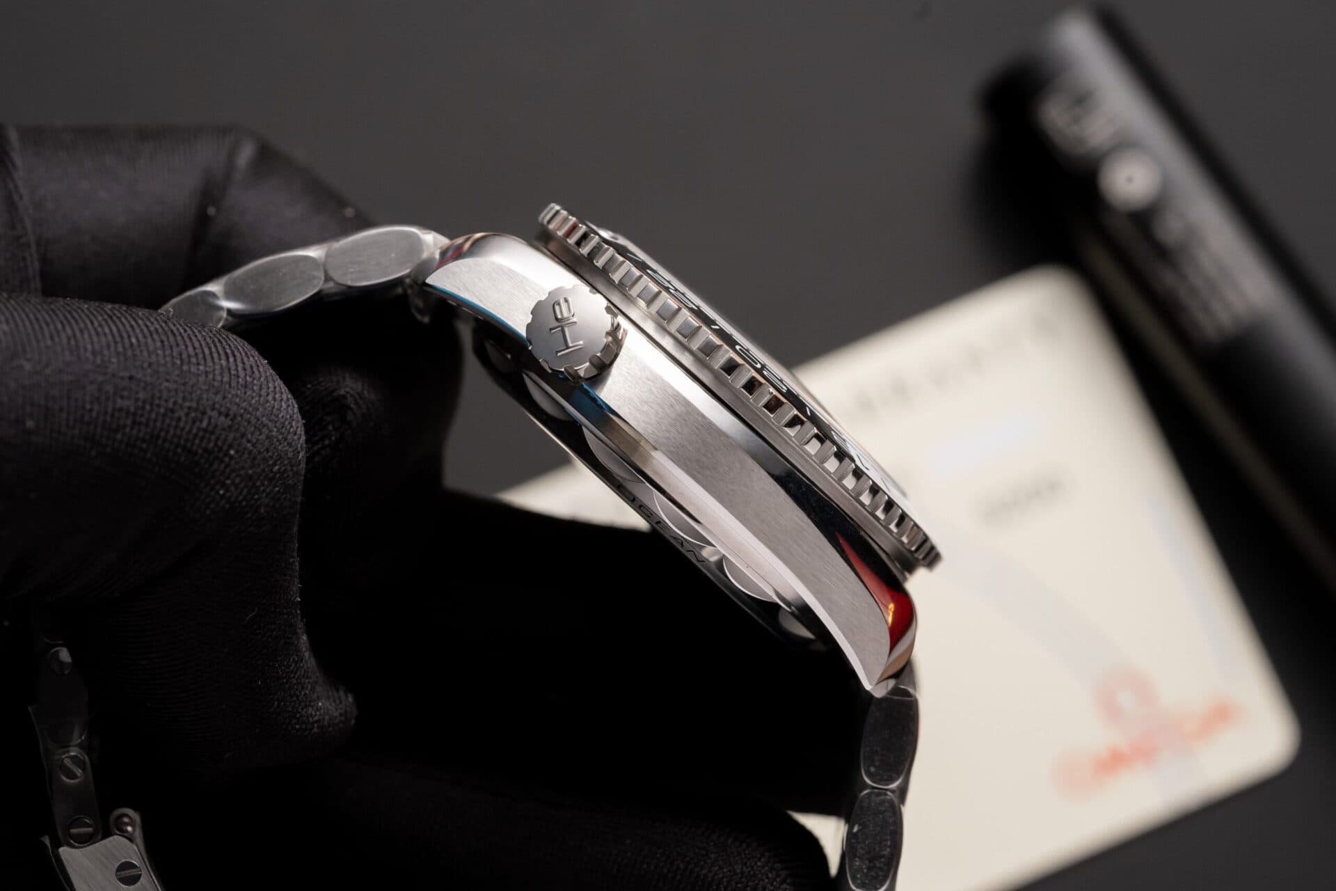 Dong-Ho-Omega-Seamaster-Planet-Ocean-600m-Replica-11-6-scaled-1