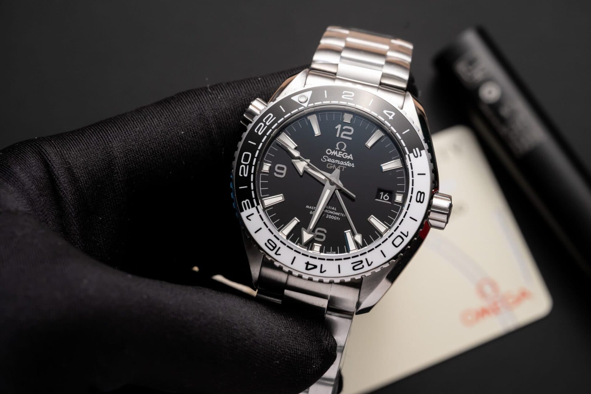 Dong-Ho-Omega-Seamaster-Planet-Ocean-600m-Replica-11-7-scaled-1