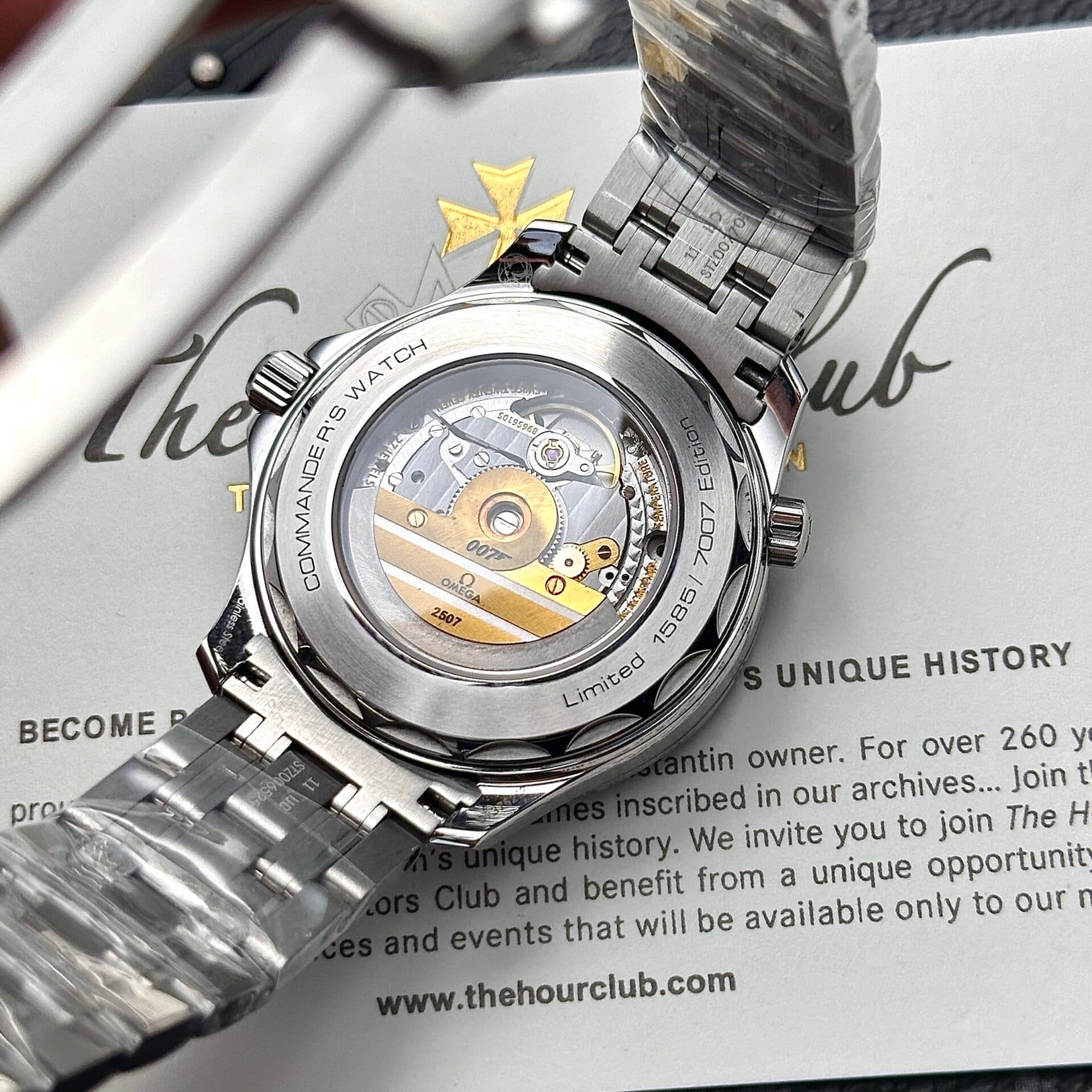 Dong-Ho-Omega-Seamaster-Profesional-007-Replica-11-Nha-May-VS-1-1