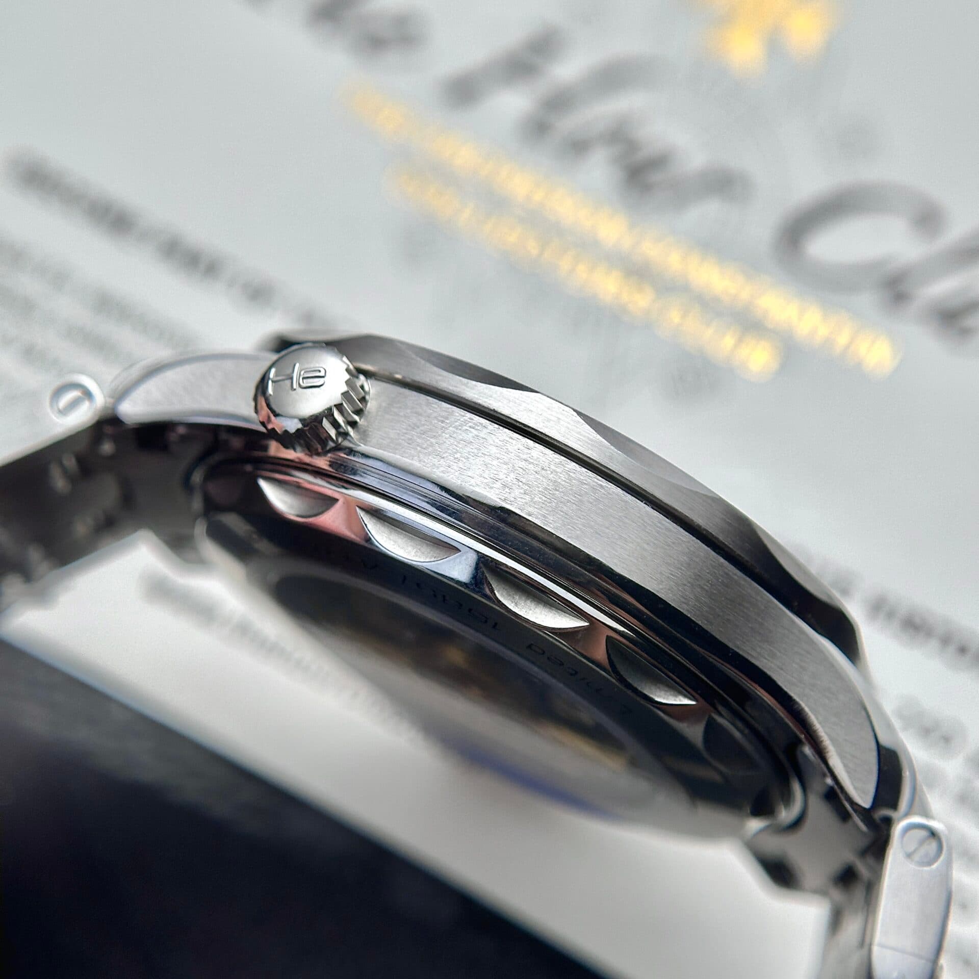 Dong-Ho-Omega-Seamaster-Profesional-007-Replica-11-Nha-May-VS-5-1
