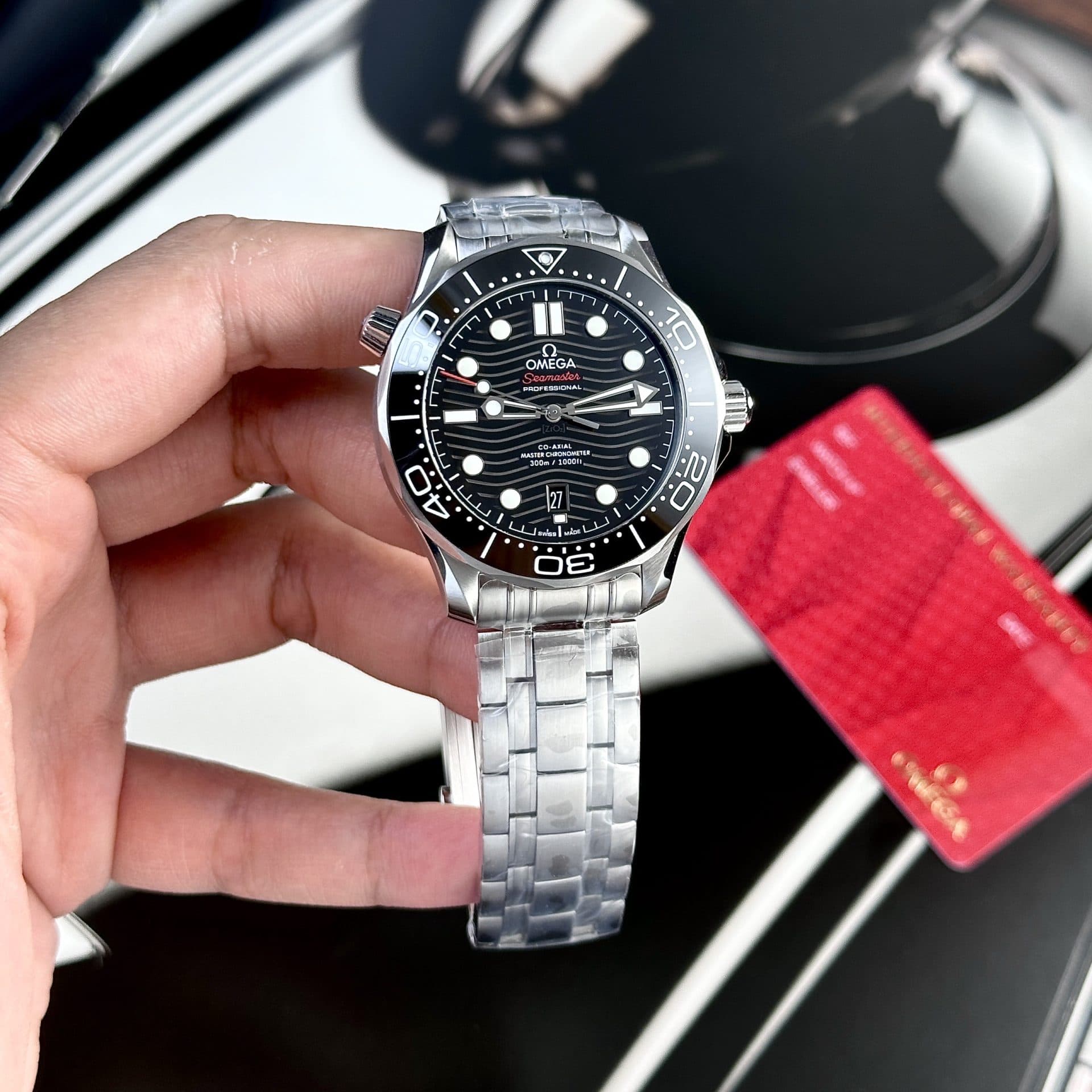 Dong-Ho-Omega-Seamaster-Replica-11-Nha-May-VS-Nam-Mau-Den-3-1