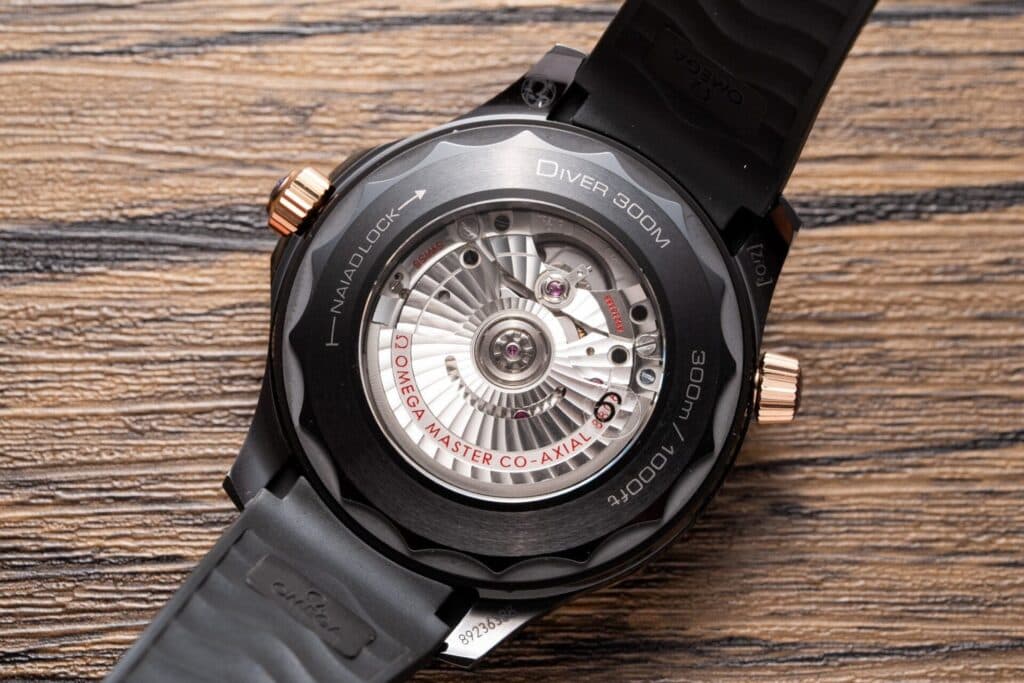 Dong-Ho-Omega-Seamaster-Vo-Gom-Mau-Demi-Day-Cao-Su-VS-Factory-42mm-5-1