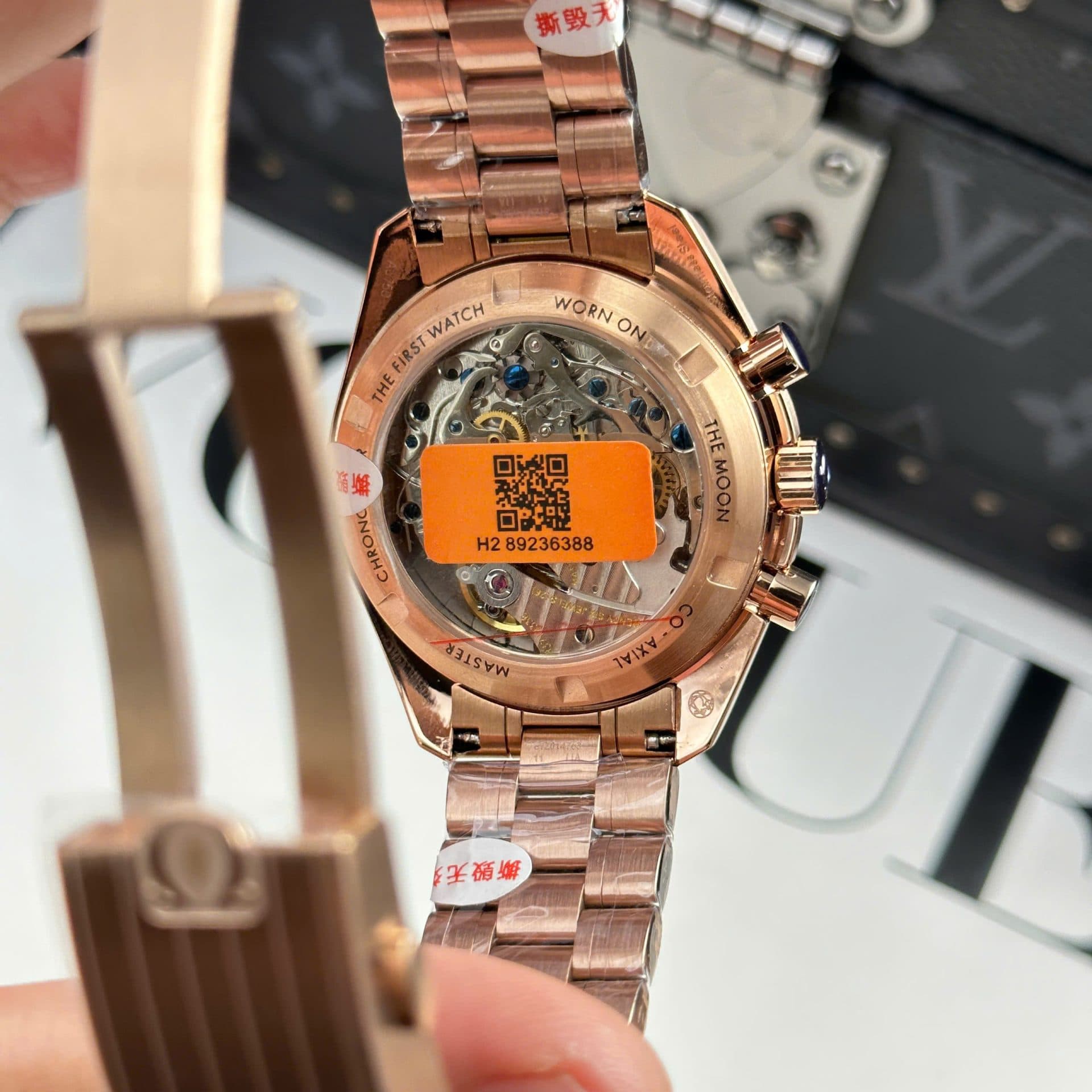 Dong-Ho-Omega-SpeedMaster-MoonWatch-Ma-Vang-Hong-Nha-May-OM-42mm-9-1