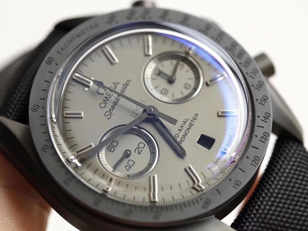 Dong-Ho-Omega-Speedmaster-Replica-11-Mau-Den-Vo-Gom-OM-44mm-6-1