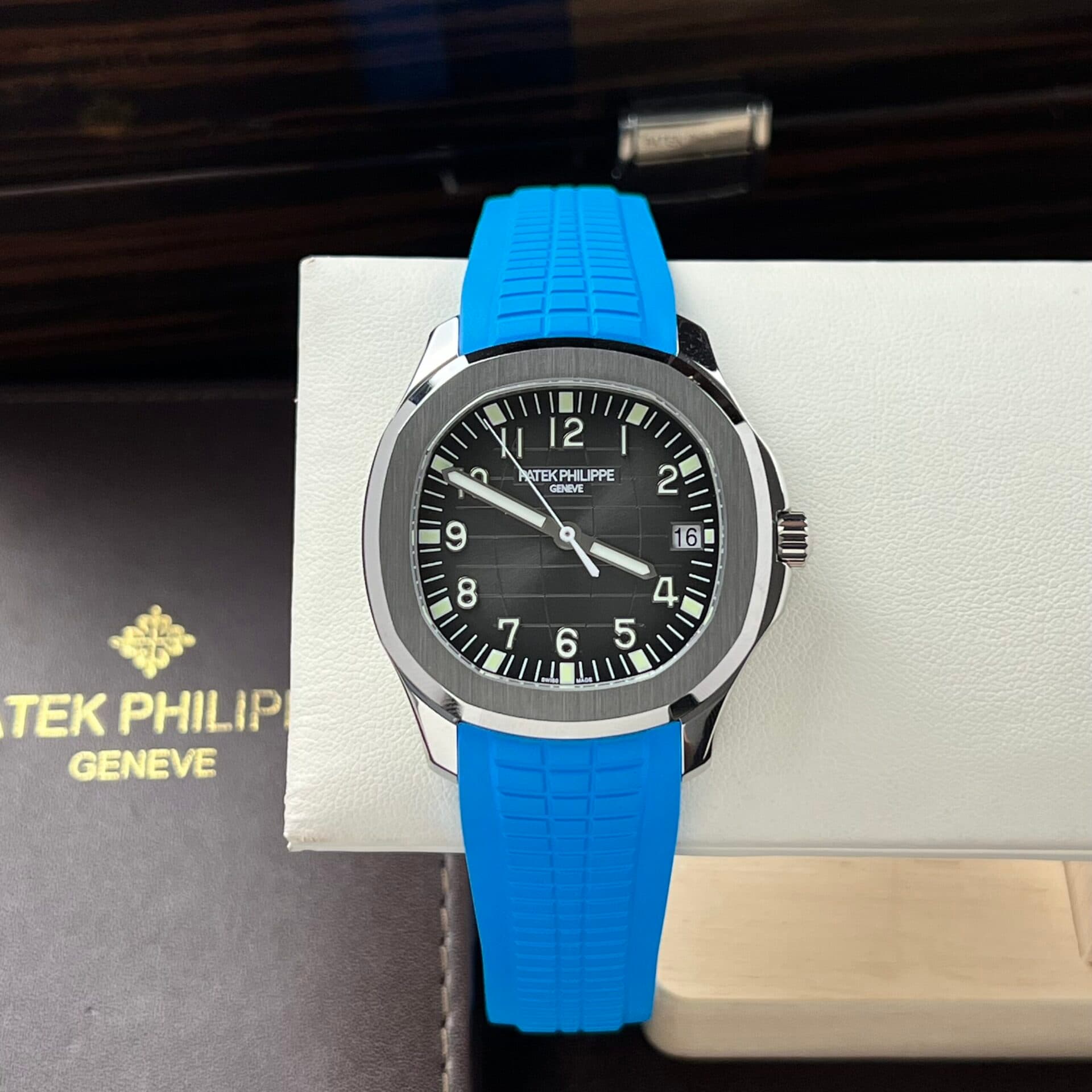 Dong-Ho-Patek-Philippe-5167A-Replica-11-3K-Factory-Day-Xanh-40mm-4-scaled-1