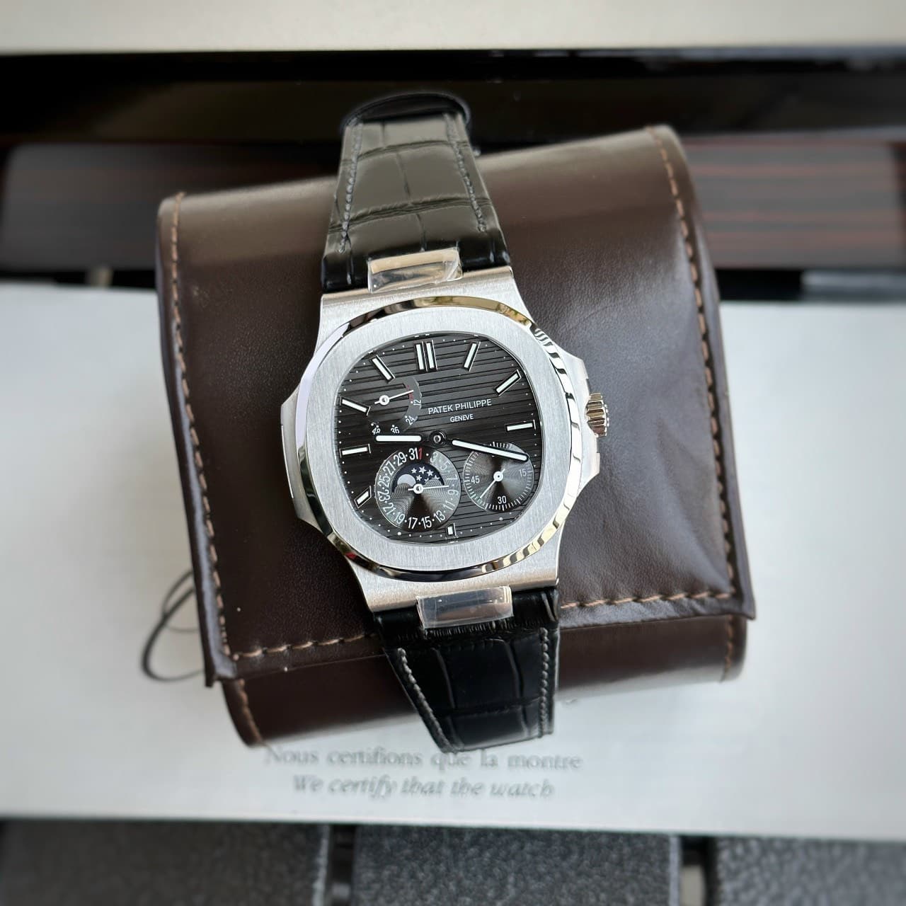 Dong-Ho-Patek-Philippe-5712-Nha-May-GR-Mat-Xam-Day-Da-40mm-3-1