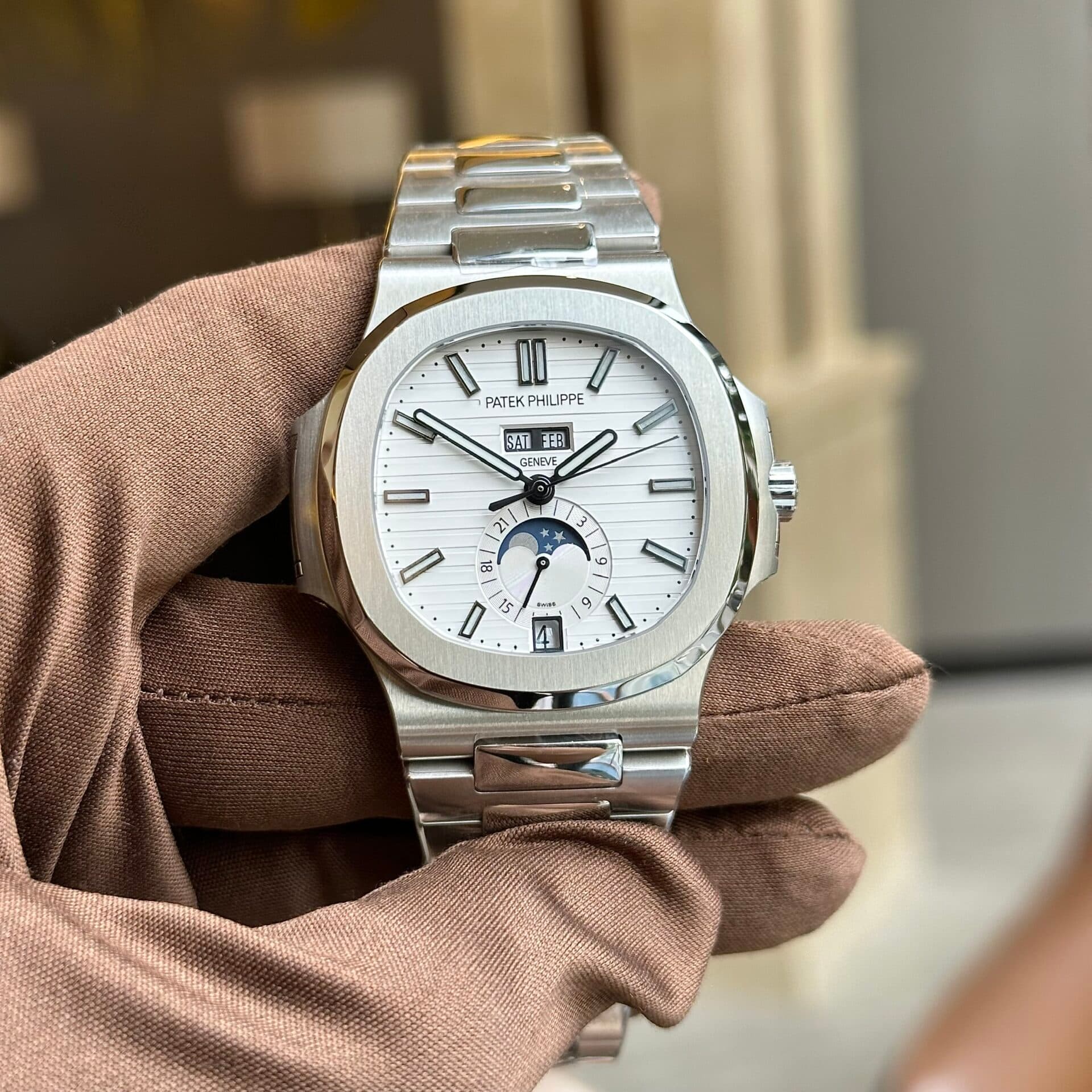 Dong-Ho-Patek-Philippe-5726-Mat-So-Trang-Replica-11-PPF-2-1