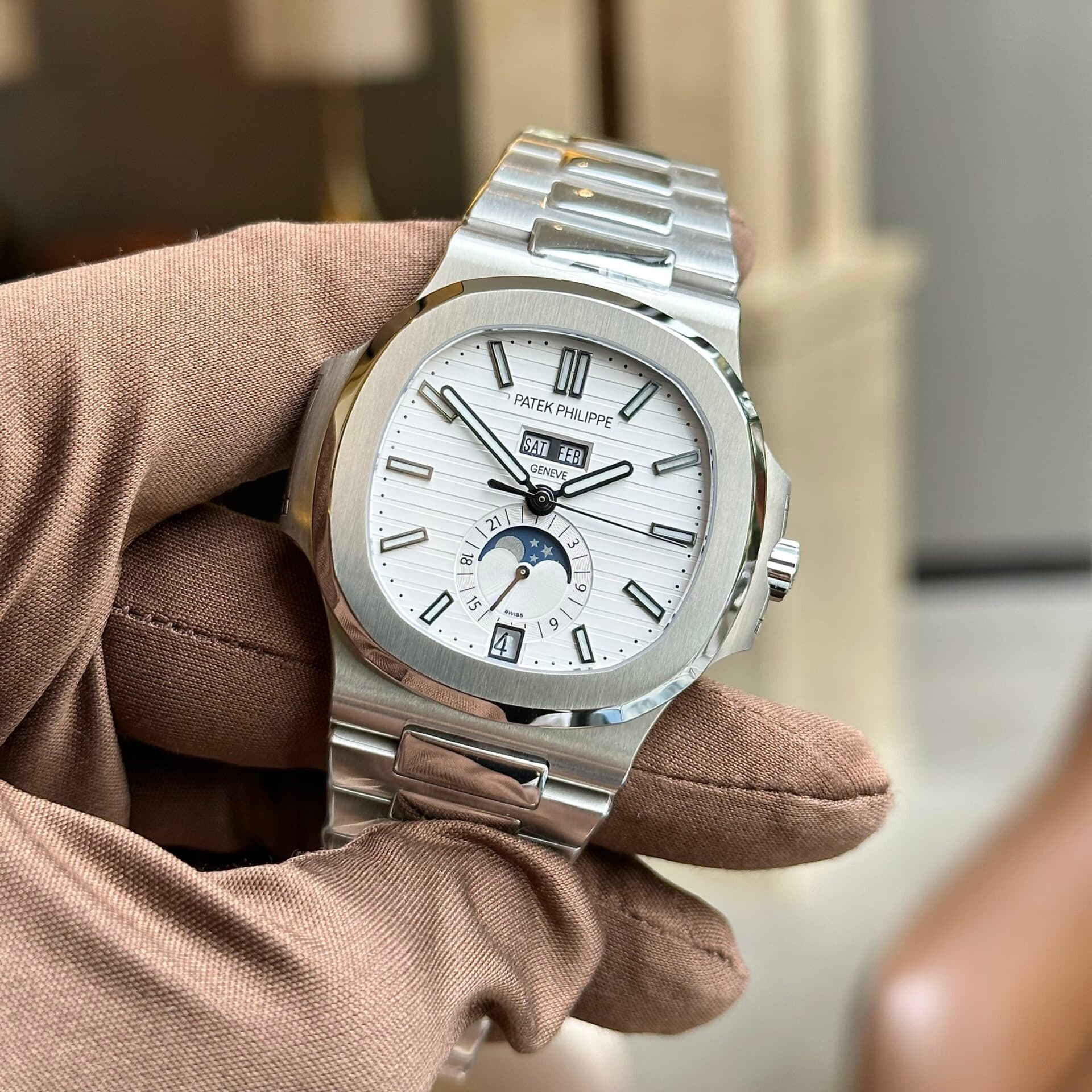 Dong-Ho-Patek-Philippe-5726-Mat-So-Trang-Replica-11-PPF-3-1