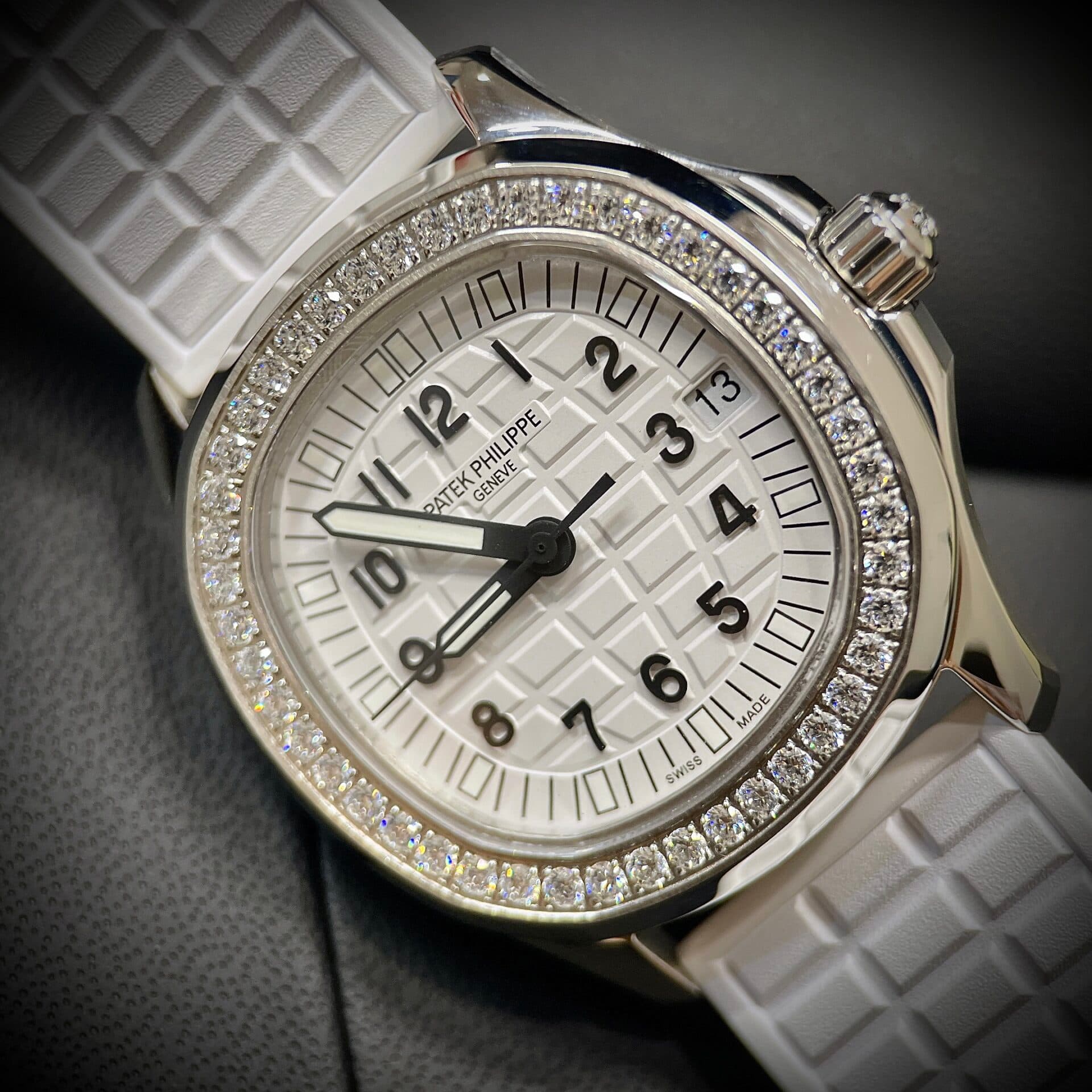 Dong-Ho-Patek-Philippe-Aquanaut-5067G-Rep-11-Mau-Trang-PPF-35-13-1