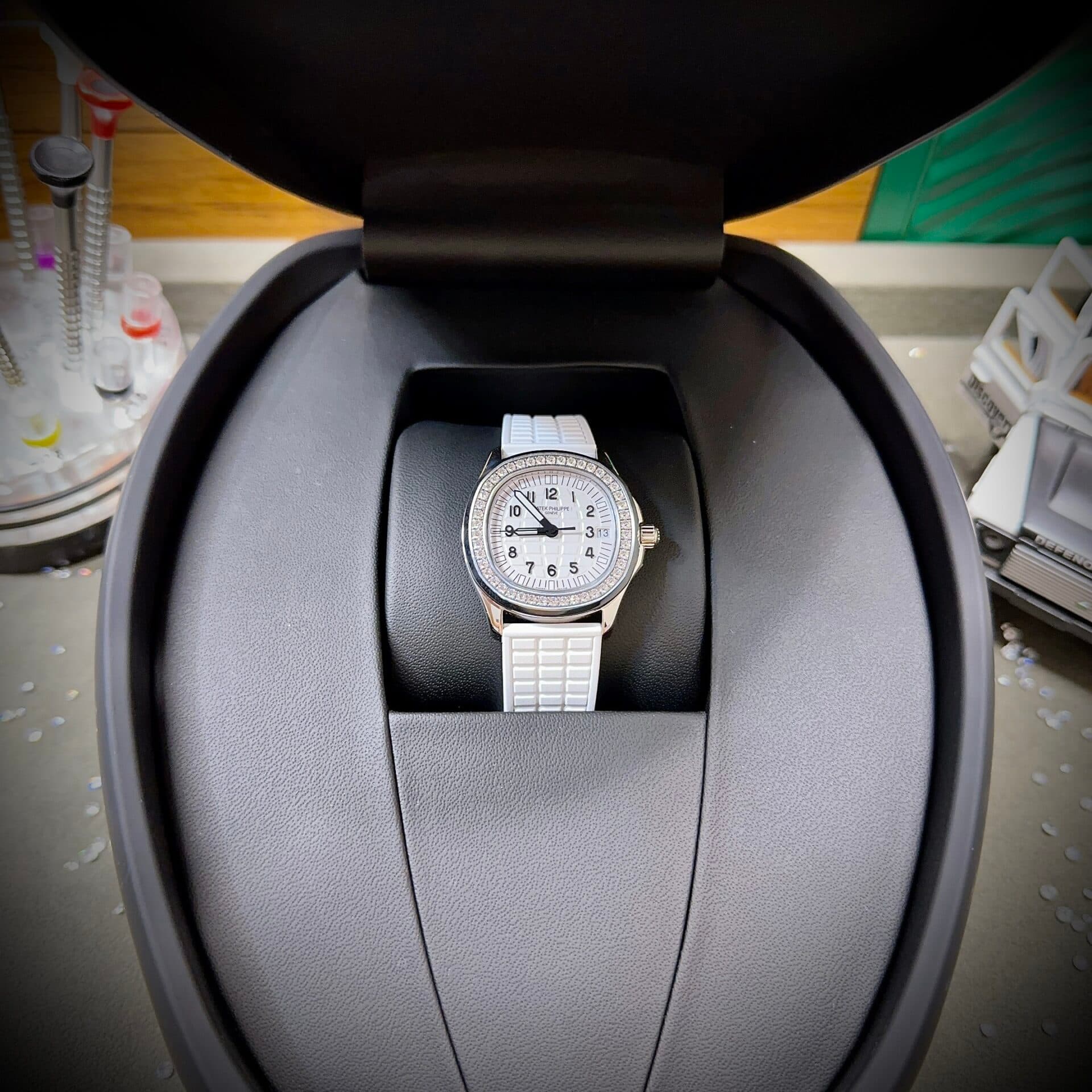Dong-Ho-Patek-Philippe-Aquanaut-5067G-Rep-11-Mau-Trang-PPF-35-9-1