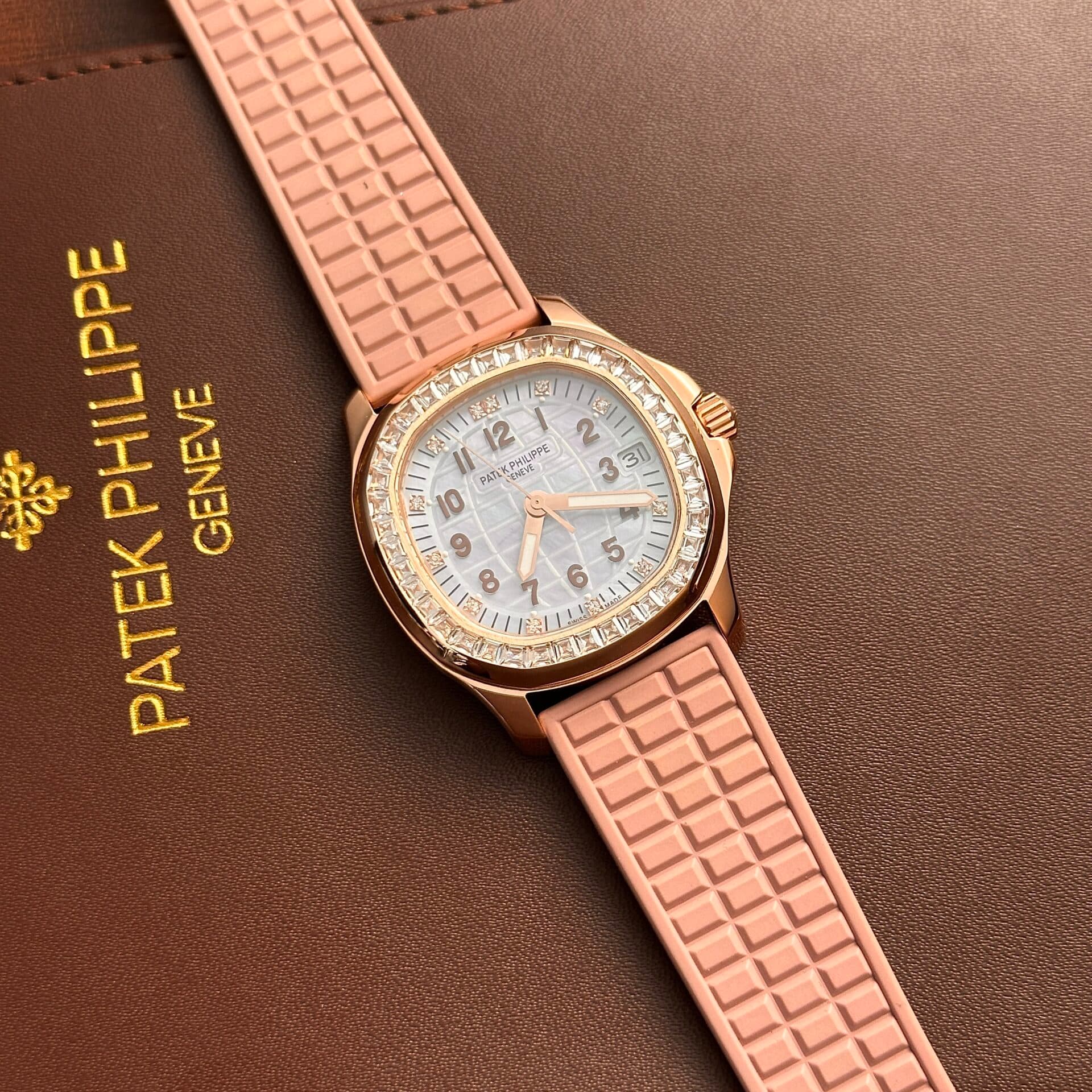 Dong-Ho-Patek-Philippe-Aquanaut-5072R-Day-Hong-Mat-Kham-Trai-4-1