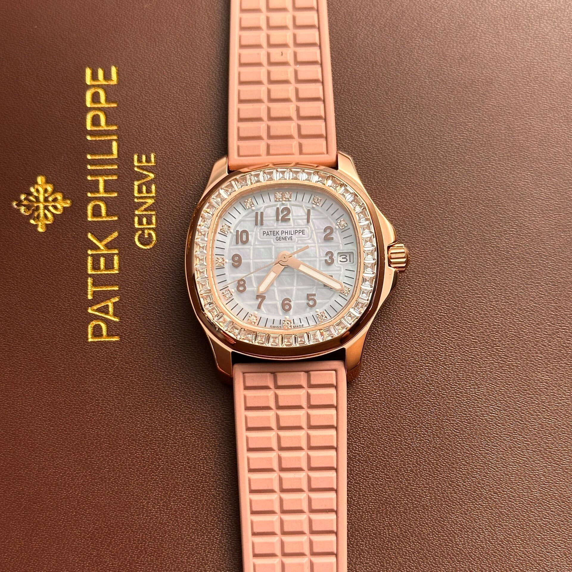 Dong-Ho-Patek-Philippe-Aquanaut-5072R-Day-Hong-Mat-Kham-Trai-5-1