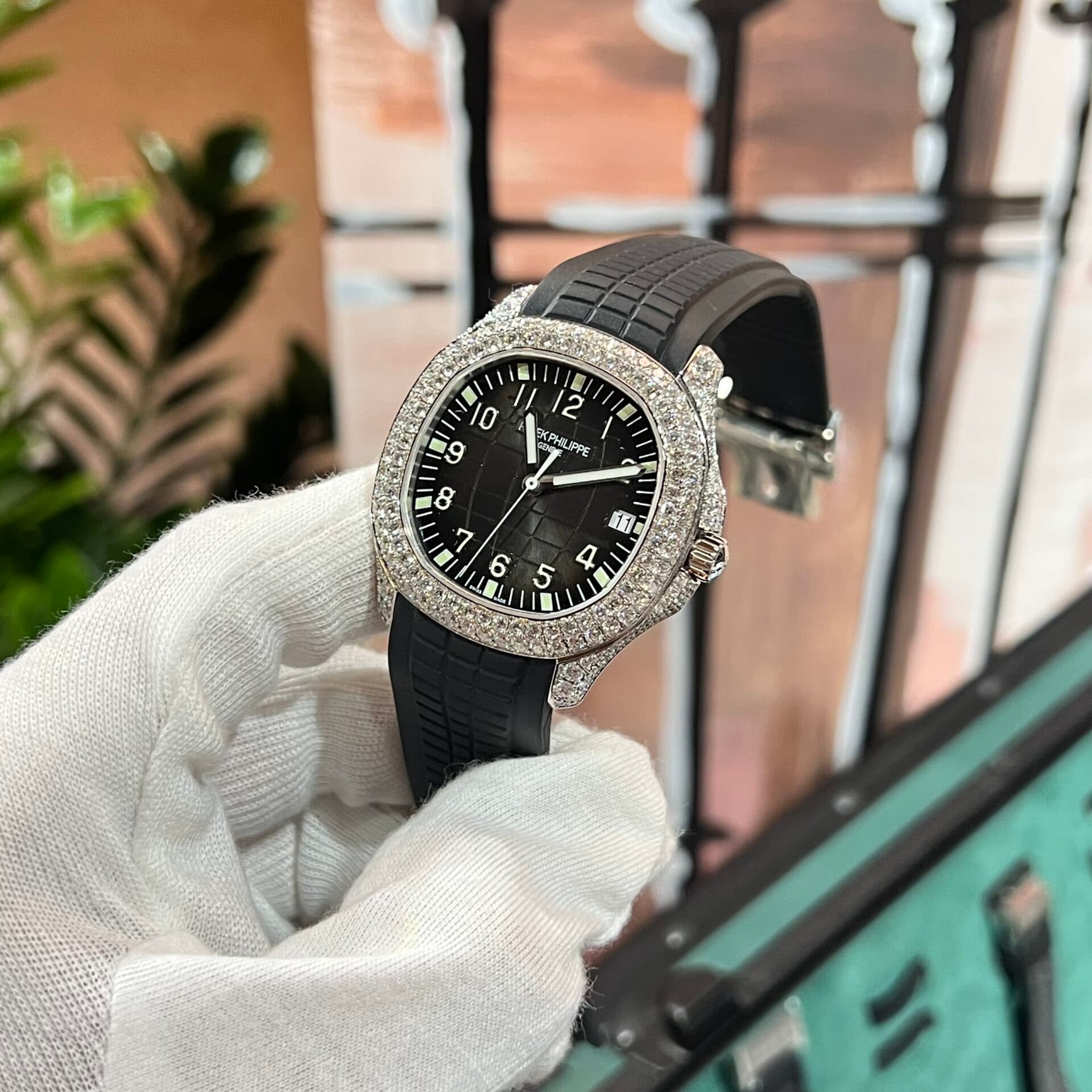 Dong-Ho-Patek-Philippe-Aquanaut-5167-Che-Tac-Kim-Cuong-Tu-Nhien-40mm-4-1