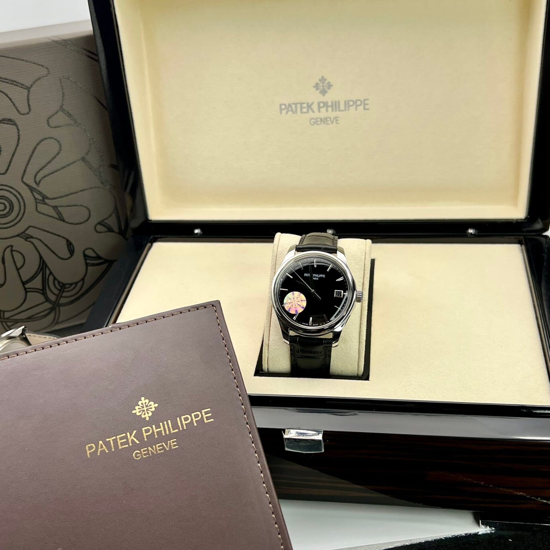 Dong-Ho-Patek-Philippe-Calatava-5227G-Fake-Cao-Cap-GRF-39mm-4-scaled-1