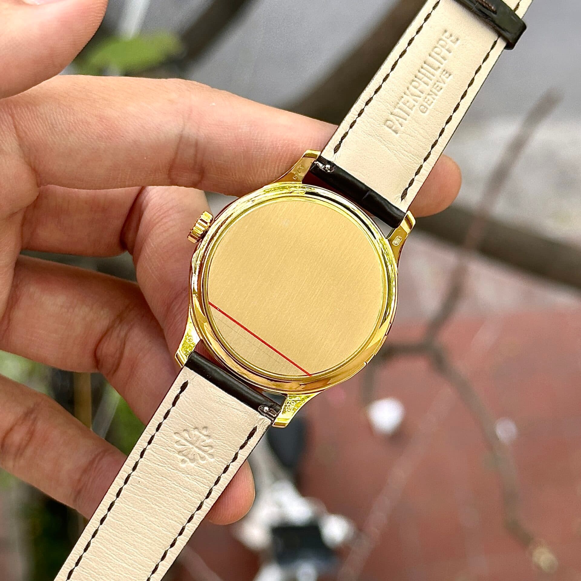 Dong-Ho-Patek-Philippe-Calatrava-5227J-Rep-11-Nha-May-3K-39mm-4-1