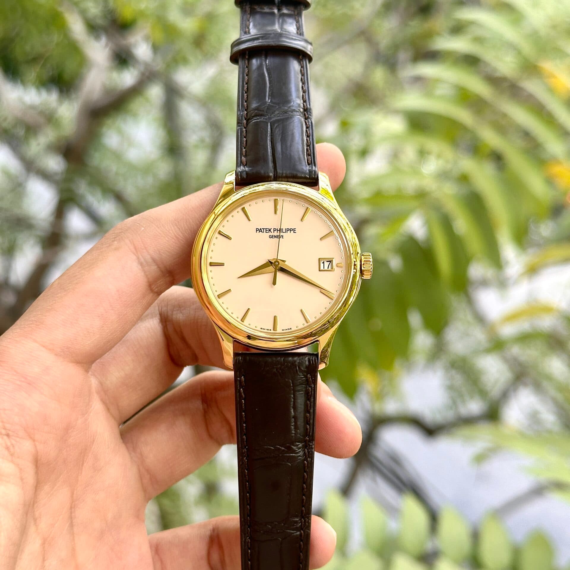 Dong-Ho-Patek-Philippe-Calatrava-5227J-Rep-11-Nha-May-3K-39mm-7-1