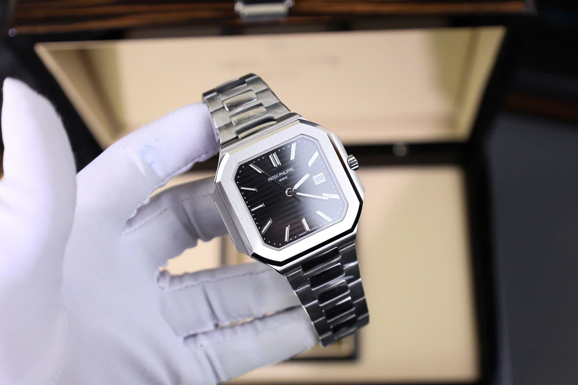 Dong-Ho-Patek-Philippe-Cubitus-5821-Mat-Den-Replica-Nha-May-TW-45mm-6-1