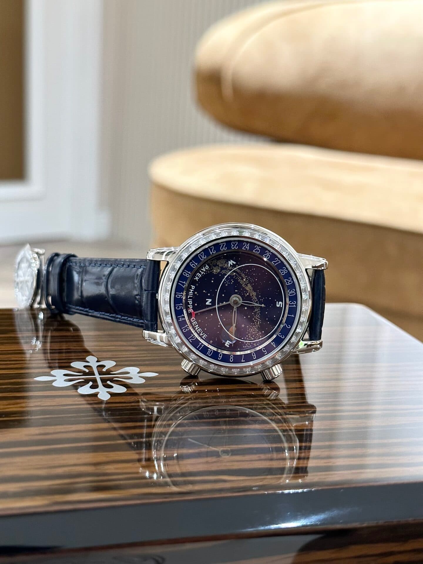 Dong-Ho-Patek-Philippe-Grand-Complications-6104-Replica-11-Nam-44mm-1-1