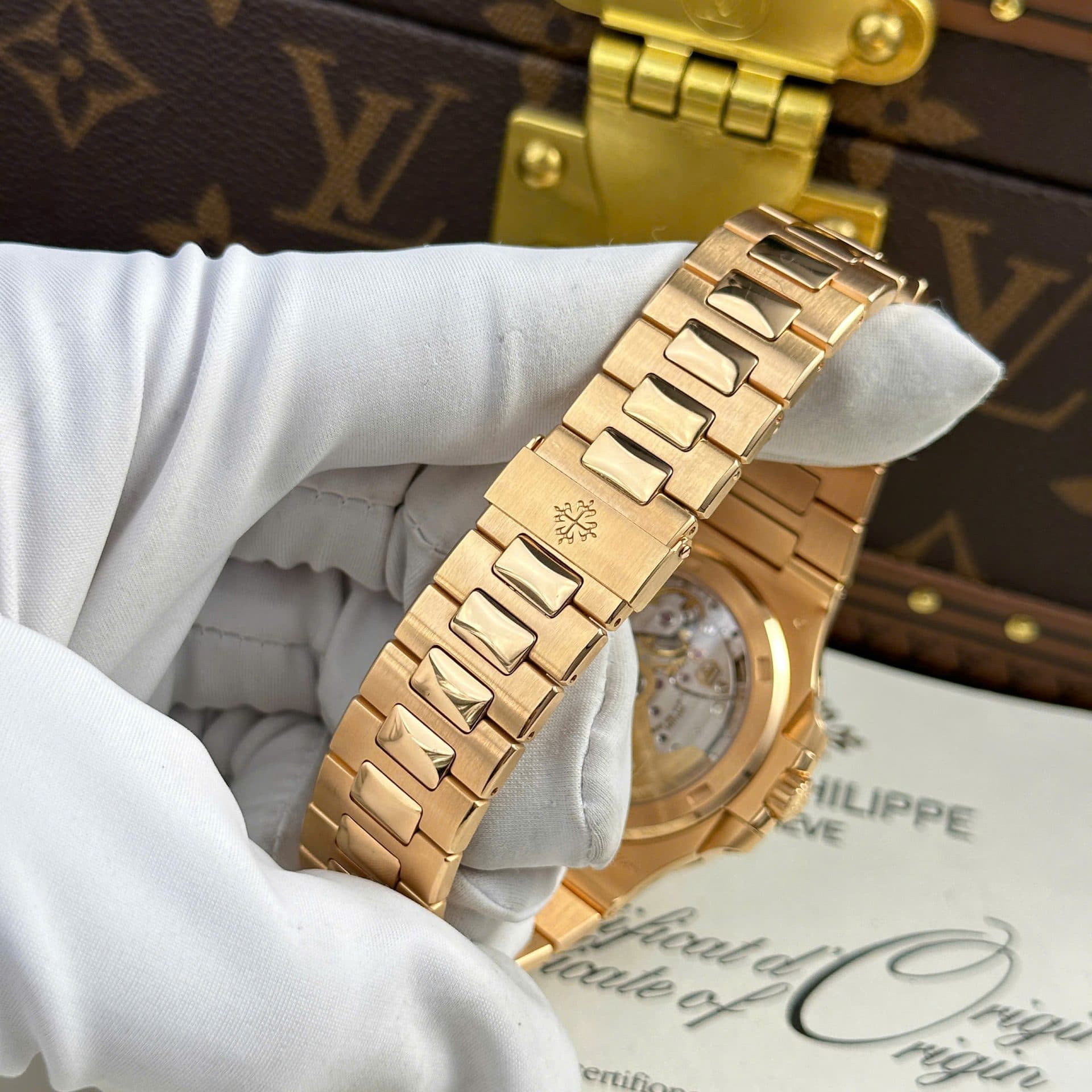 Dong-Ho-Patek-Philippe-Nautilus-5711-Boc-Vang-18K-Tinh-Chinh-Full-Options-40mm-15-1