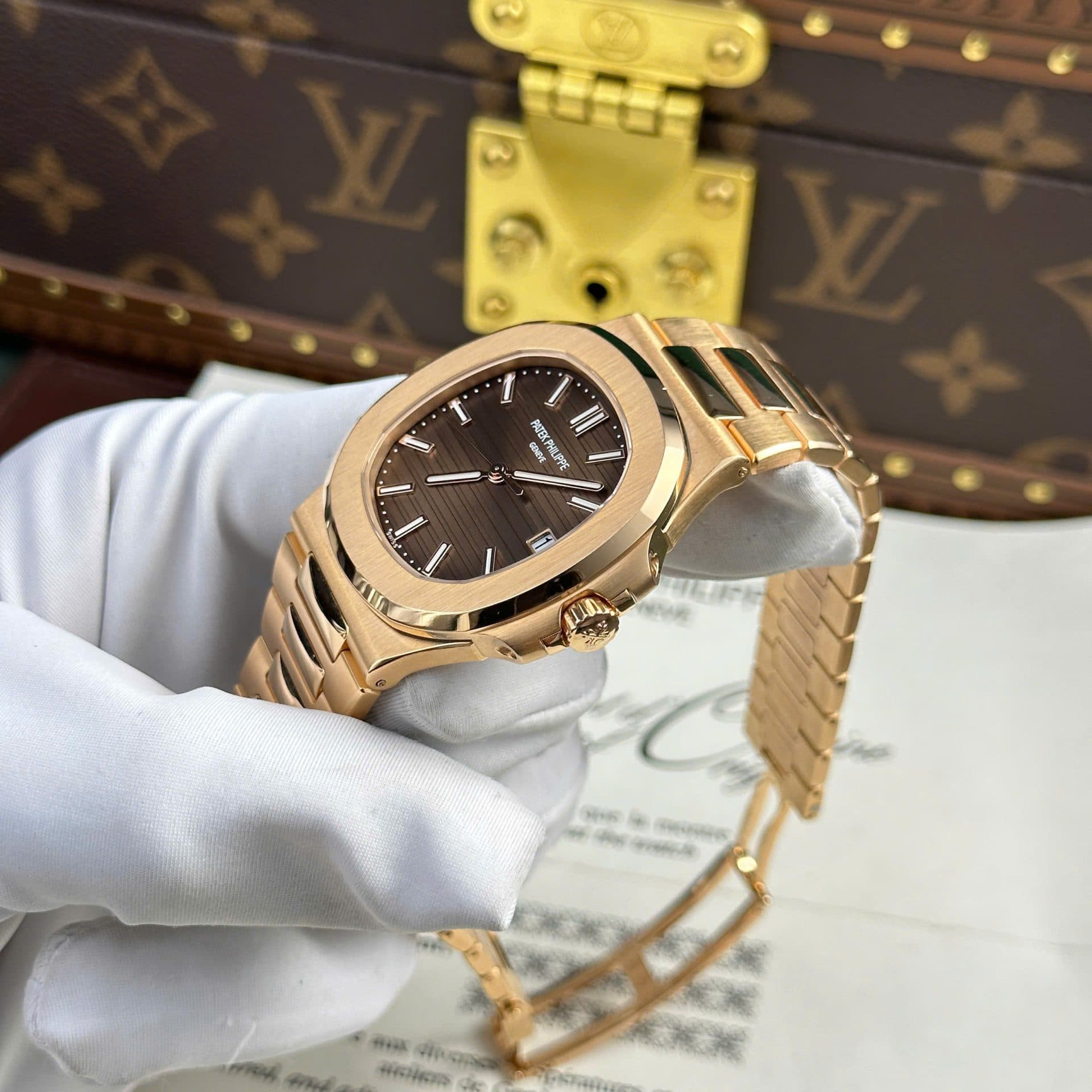 Dong-Ho-Patek-Philippe-Nautilus-5711-Boc-Vang-18K-Tinh-Chinh-Full-Options-40mm-16-1
