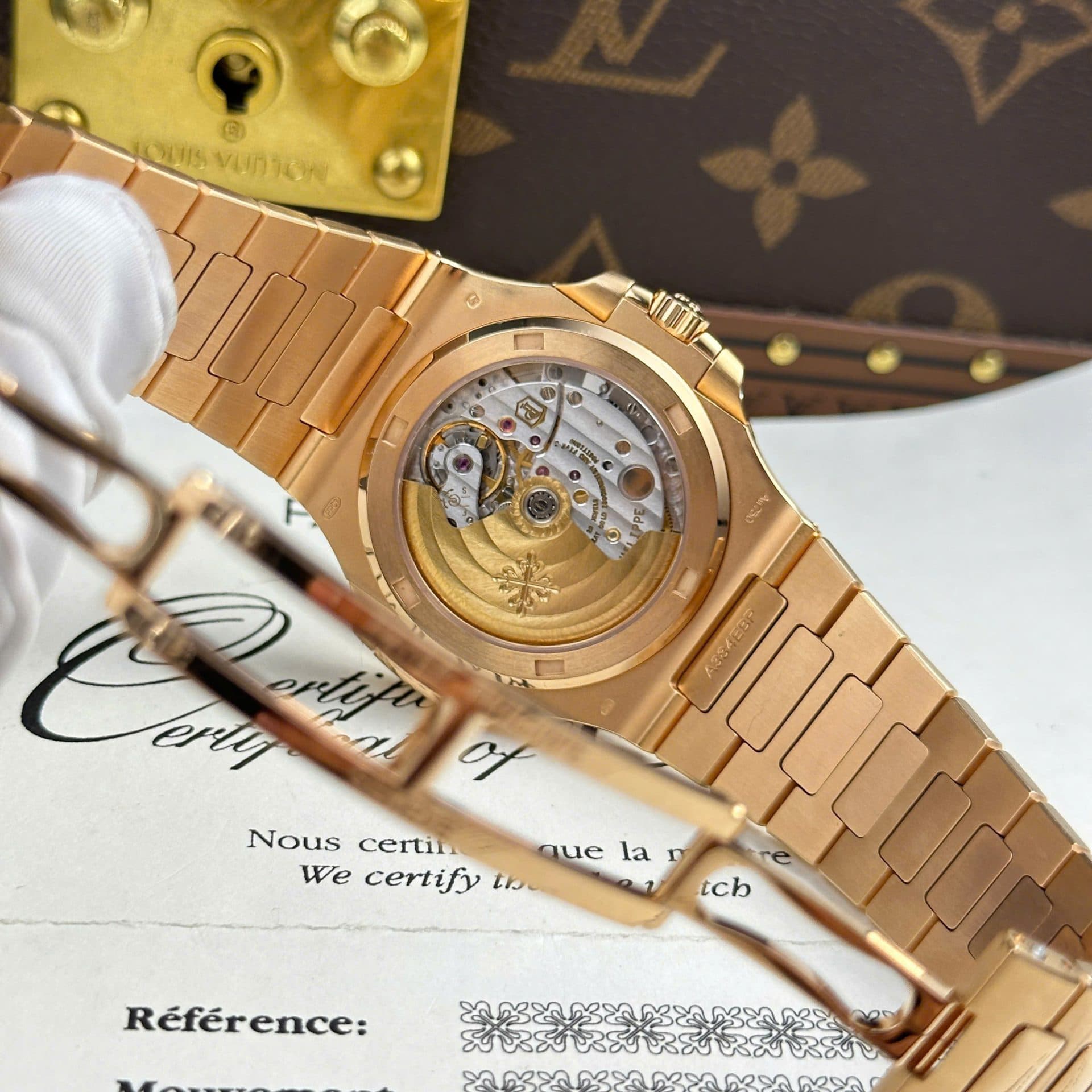 Dong-Ho-Patek-Philippe-Nautilus-5711-Boc-Vang-18K-Tinh-Chinh-Full-Options-40mm-9-1