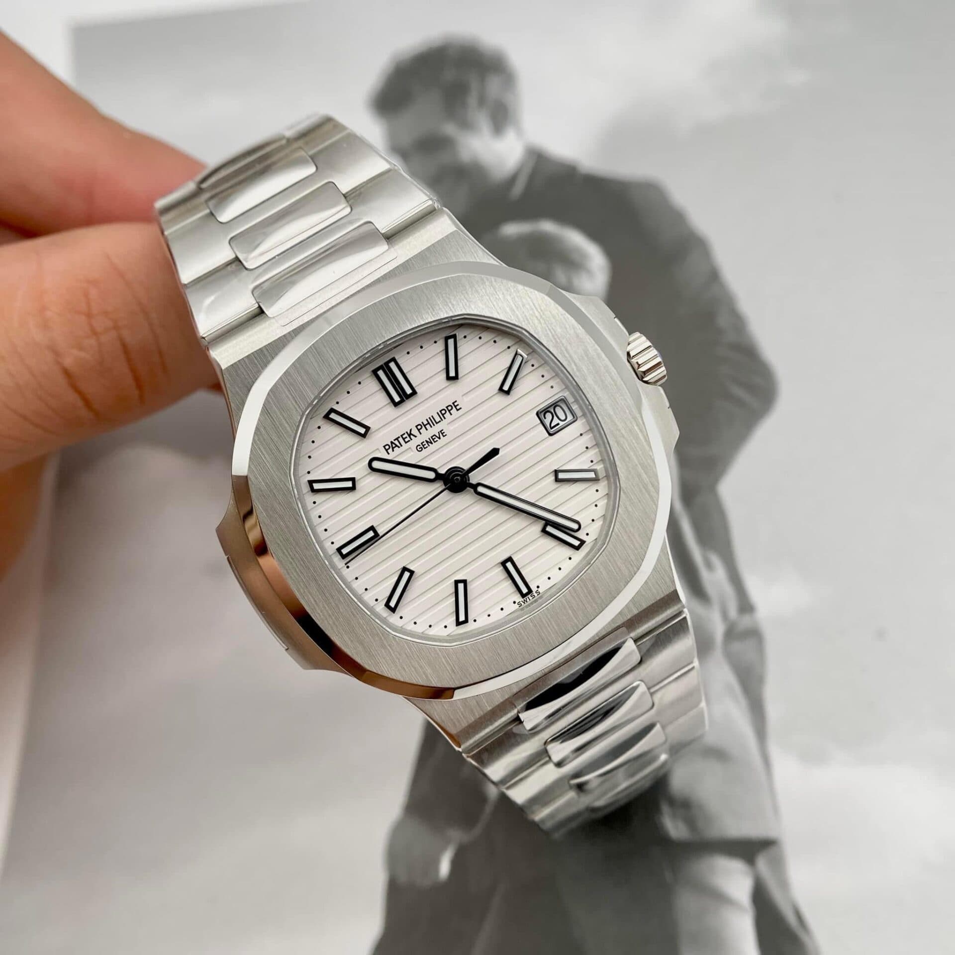 Dong-Ho-Patek-Philippe-Nautilus-5711-Mat-Trang-Replica-3KF-40mm-3-1