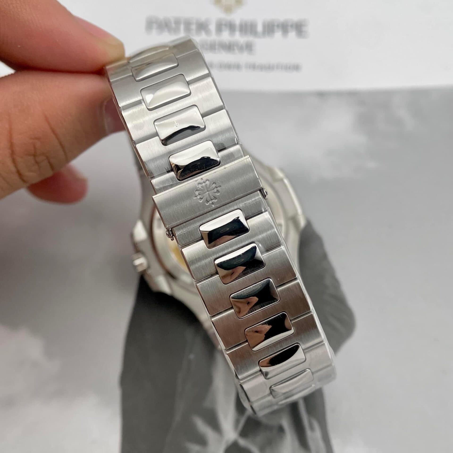 Dong-Ho-Patek-Philippe-Nautilus-5711-Mat-Trang-Replica-3KF-40mm-8-1