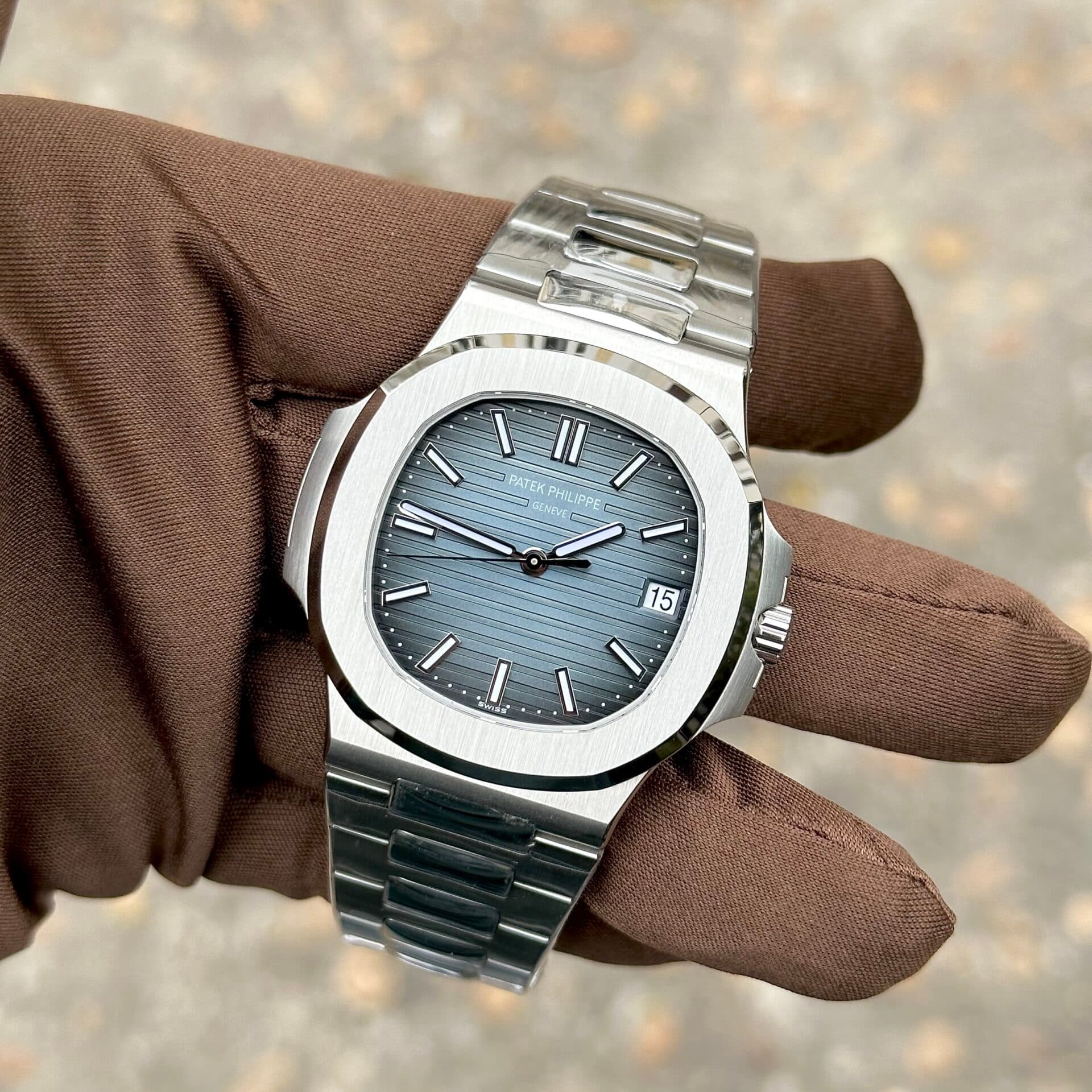 Dong-Ho-Patek-Philippe-Nautilus-5711-Replica-11-Mat-Xanh-3K-Factory-40mm-5-1